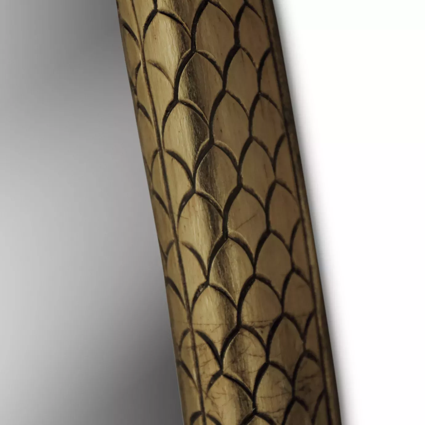 Espelho serpentino formato pêra