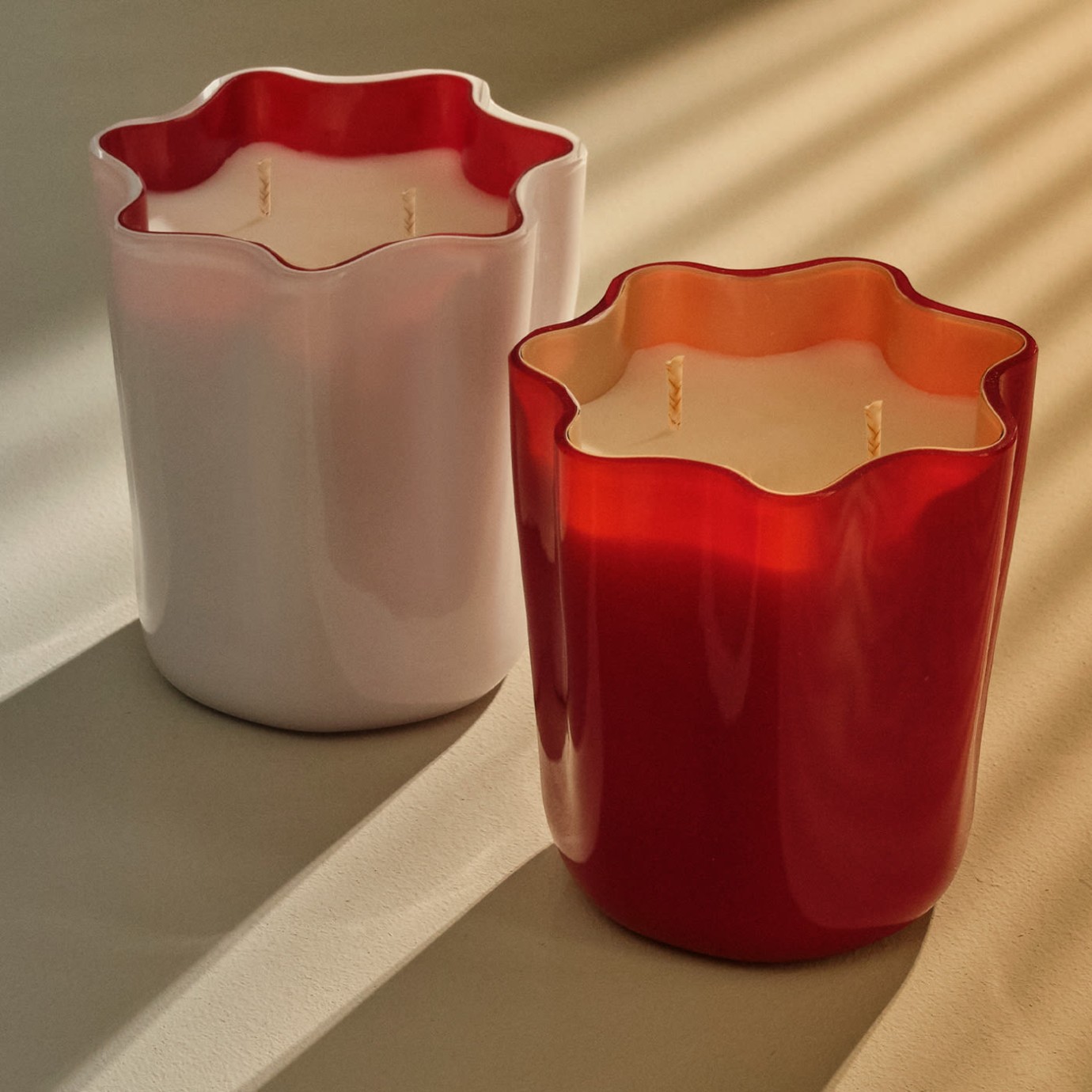 Vela Lively Red