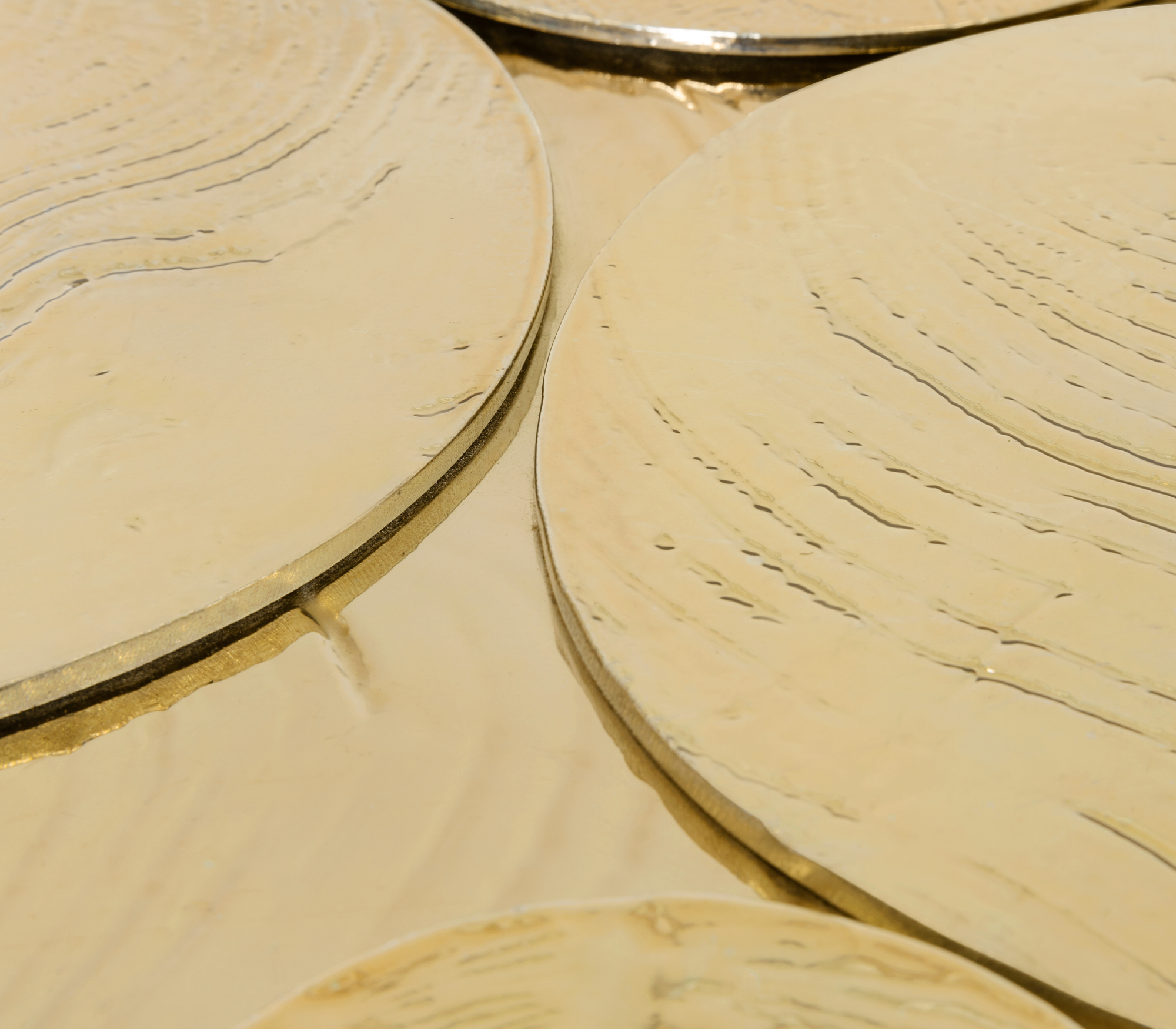 Cadeira de Destaque Empyrean Dourada