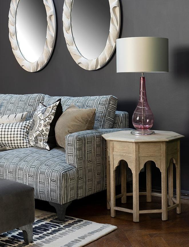 Mesa Lateral Tanjina Venetian White Oak