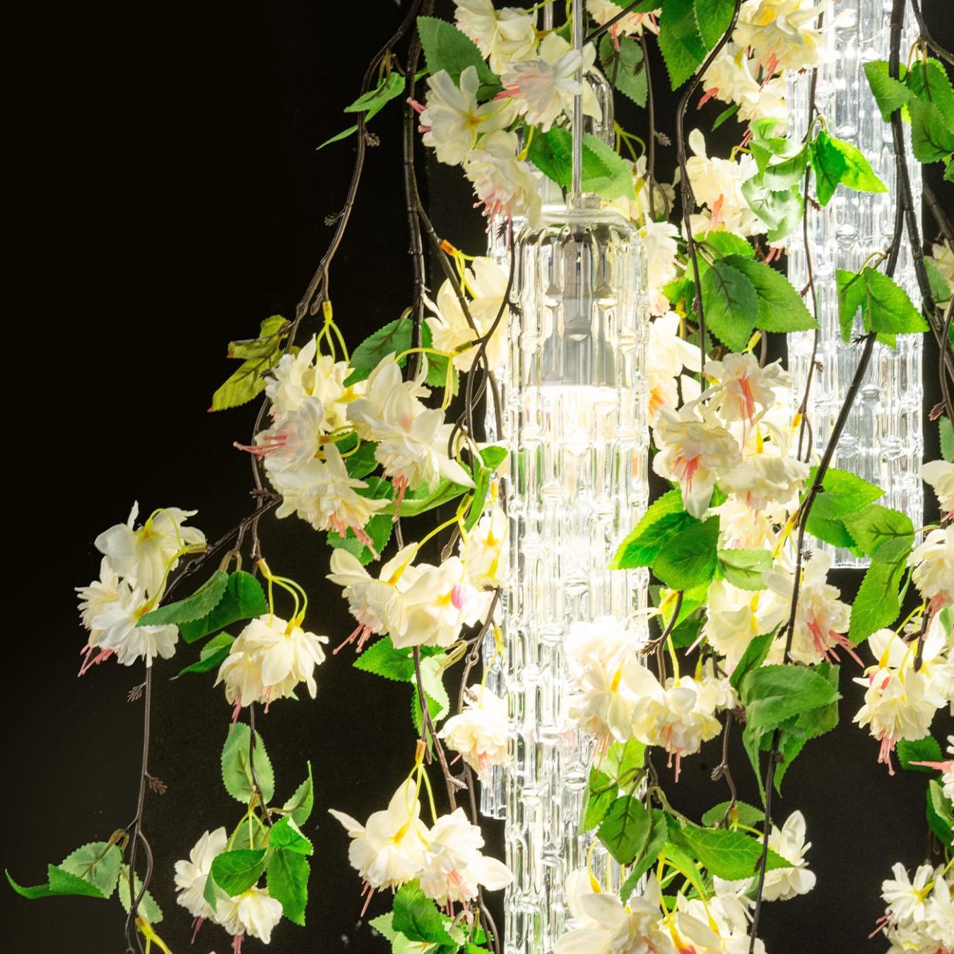 Lustre Pequeno White Cascade