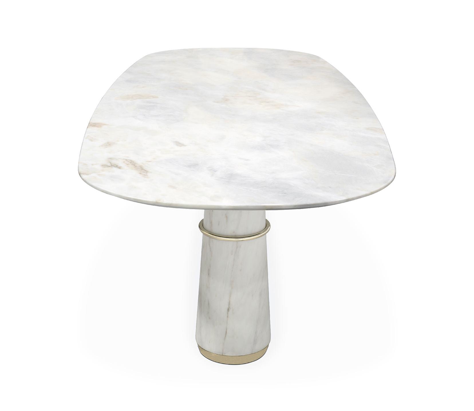 Mesa de Jantar em Mármore