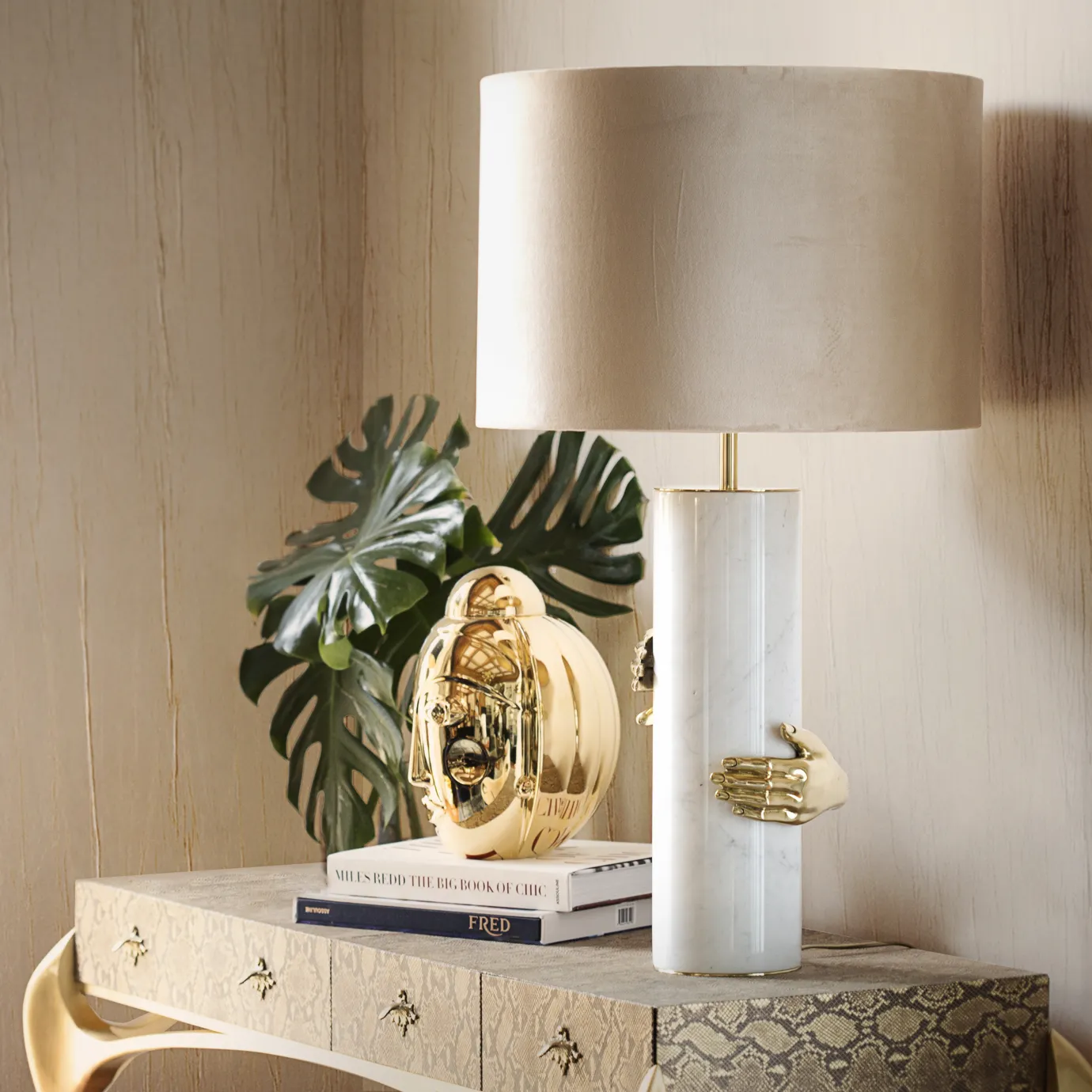 Candeeiro de mesa vingança