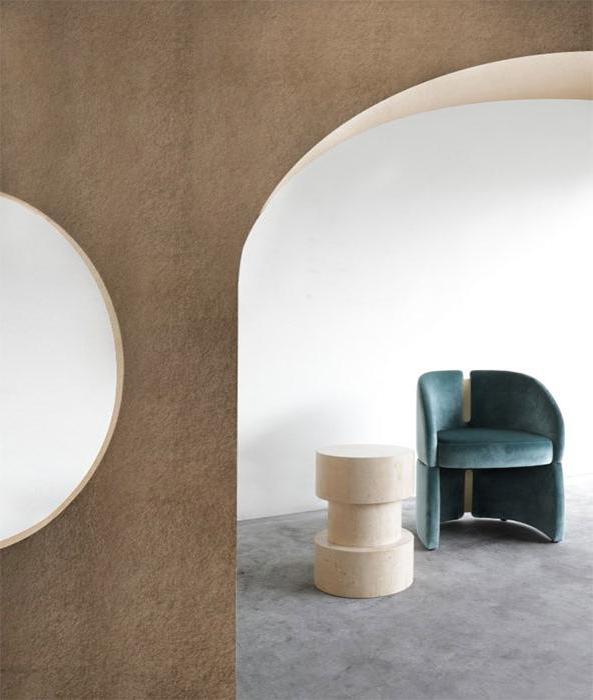 Mesa de Apoio Bryson