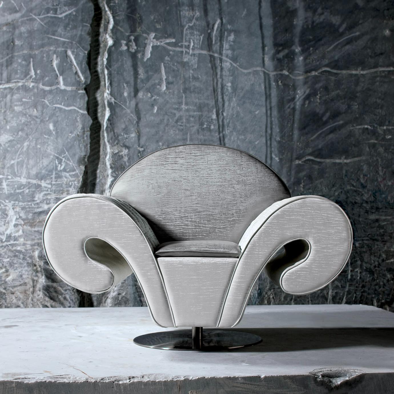 Poltrona Giratória Silhouette Branca