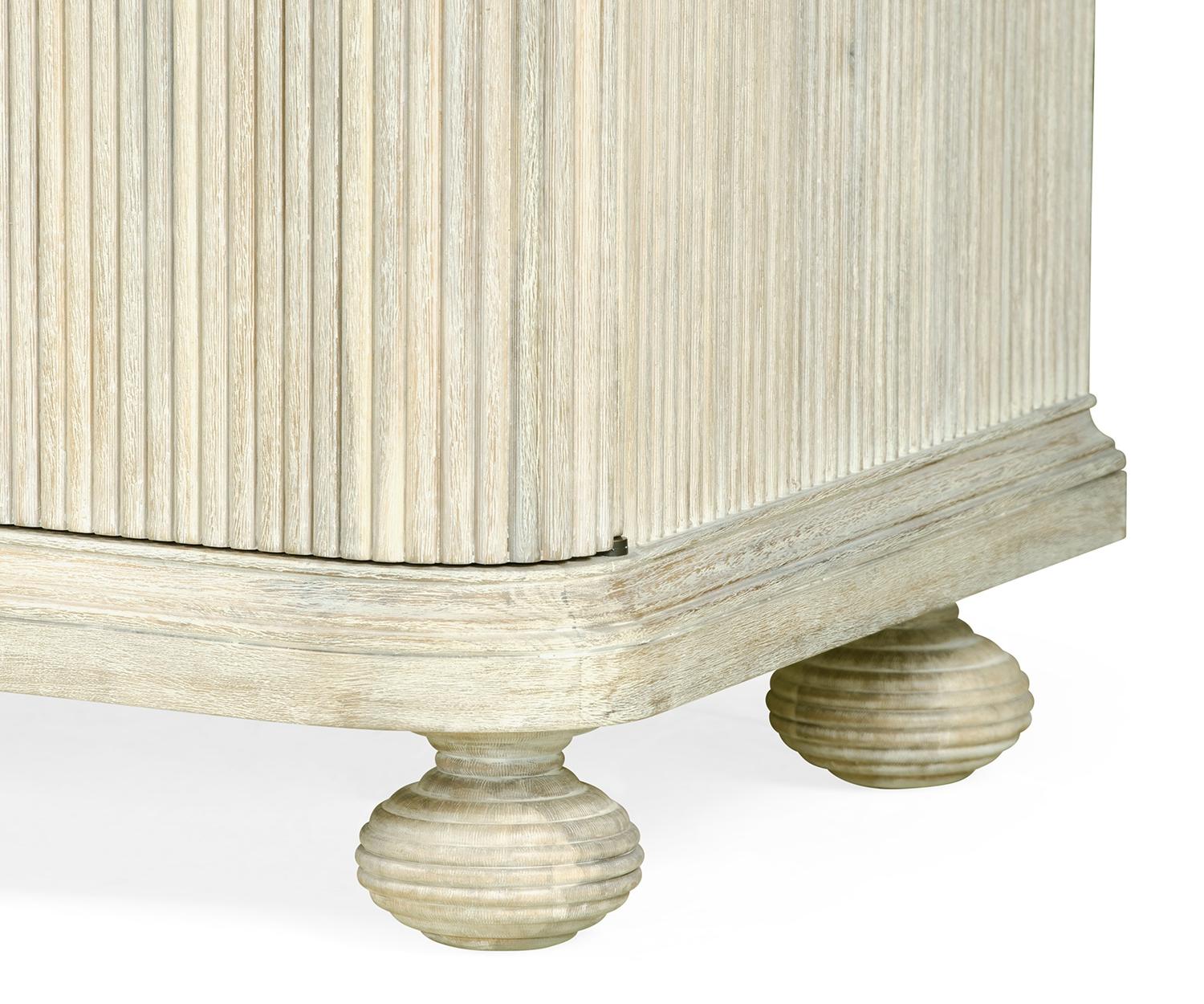 Armário Belleville Washed Acacia