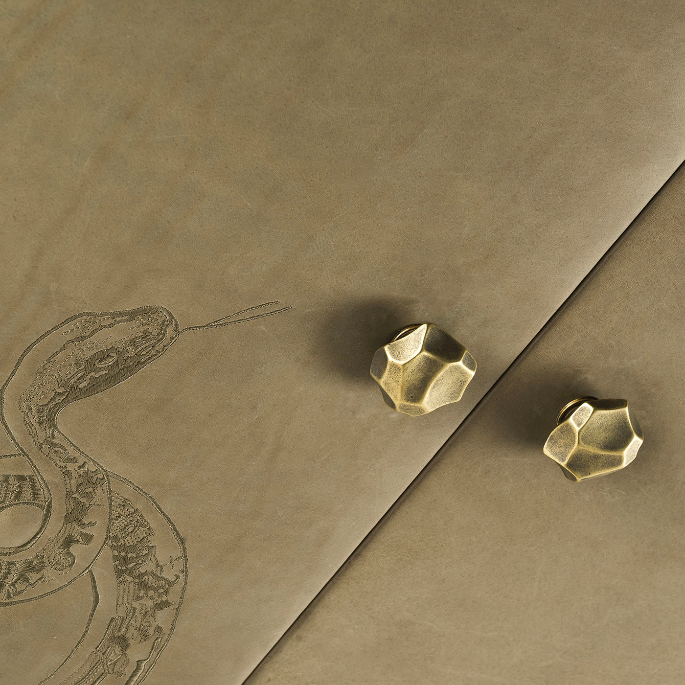 Armário de Acento Eden