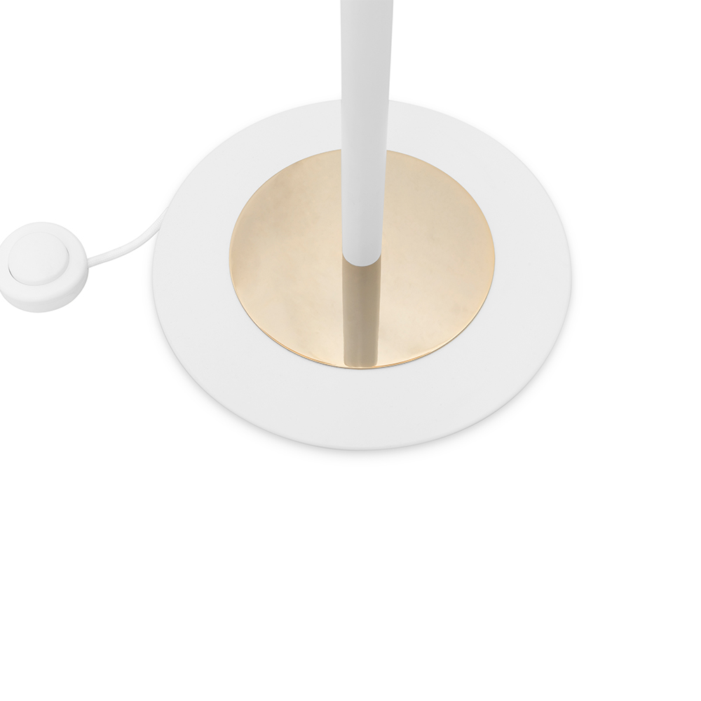 Candeeiro de pé Carter