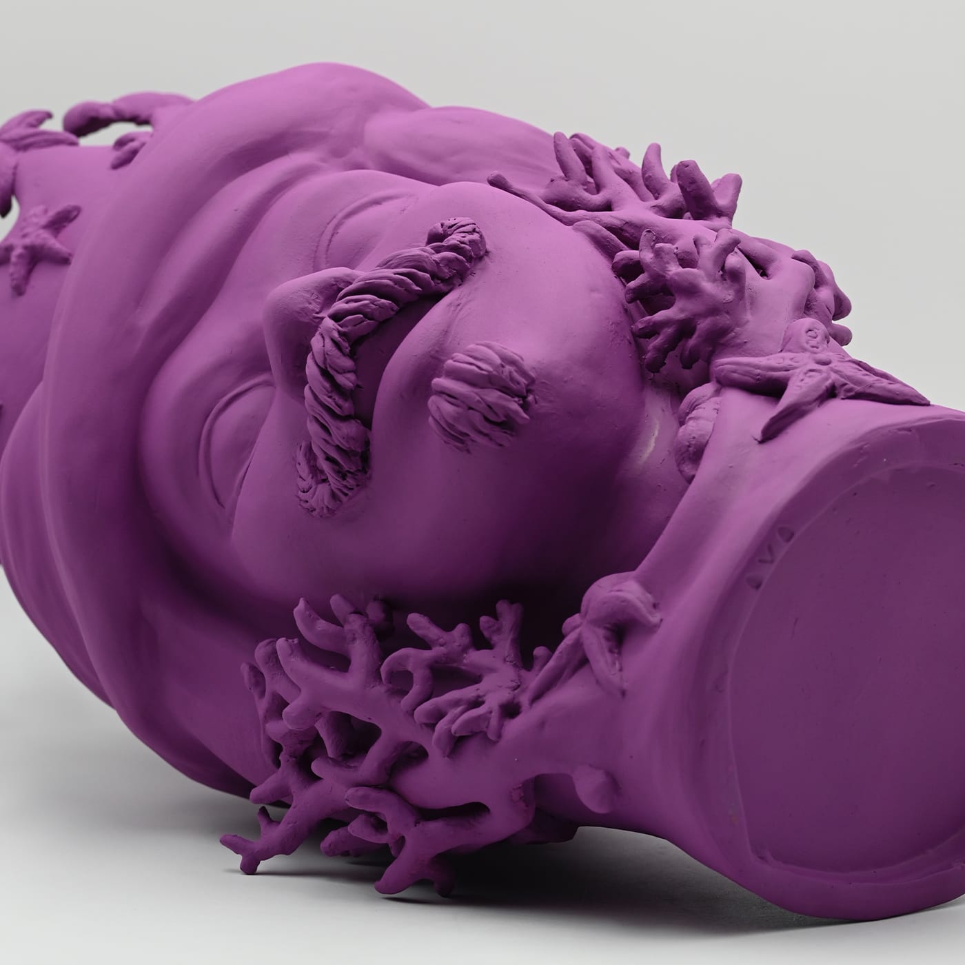 Escultura Moor's Head roxa