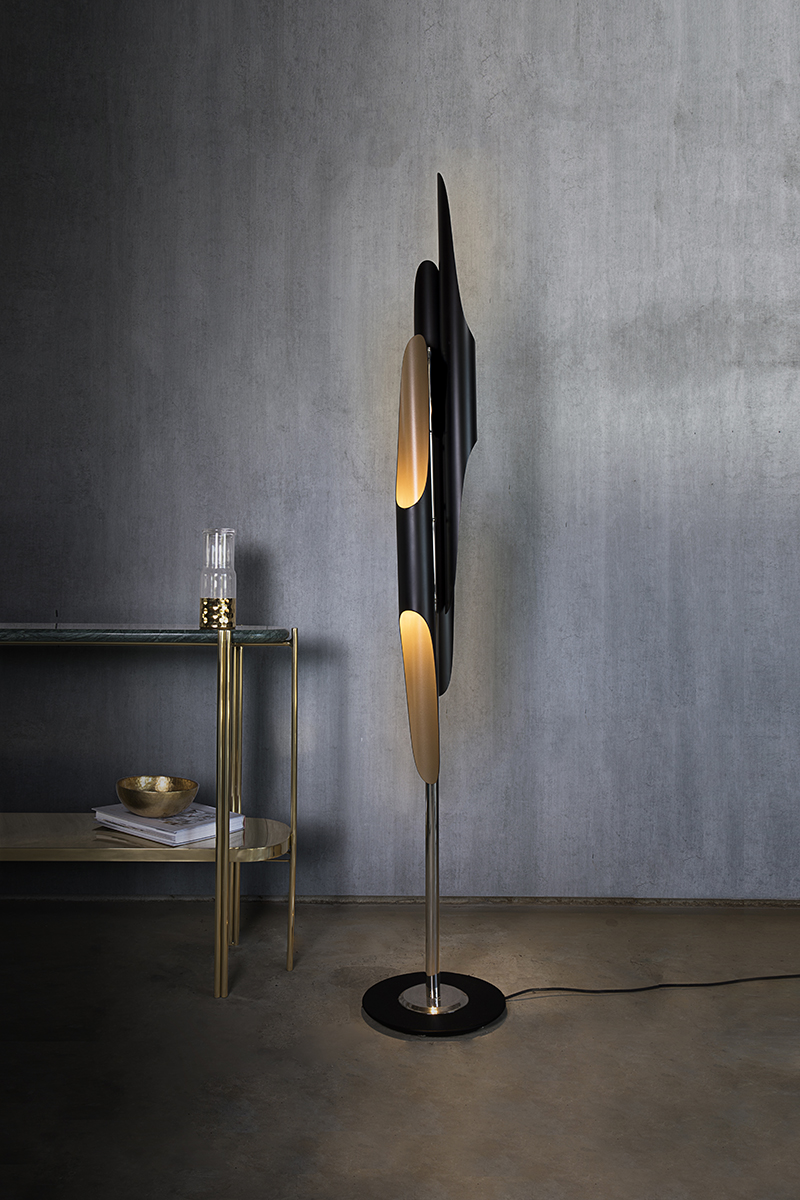 Candeeiro de pé tom profundo