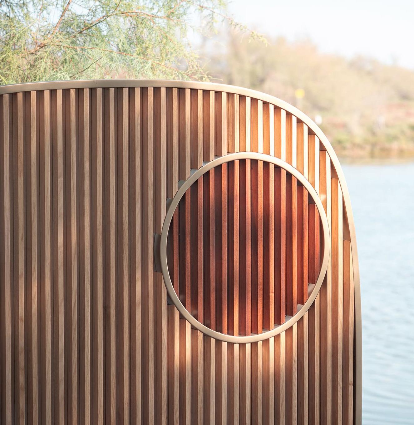 Espelho perspetiva escultural