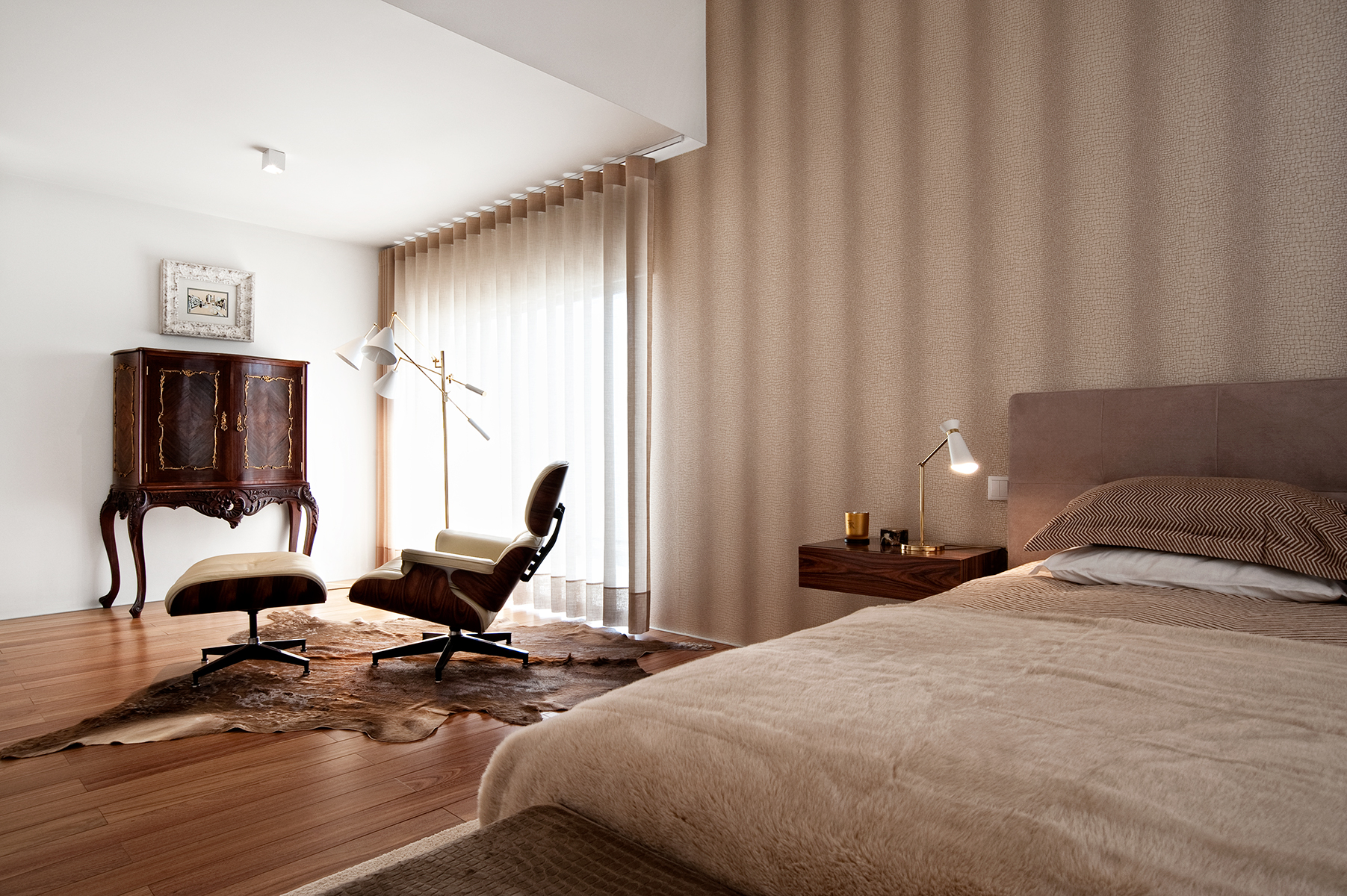 Candeeiro de pé Crooner