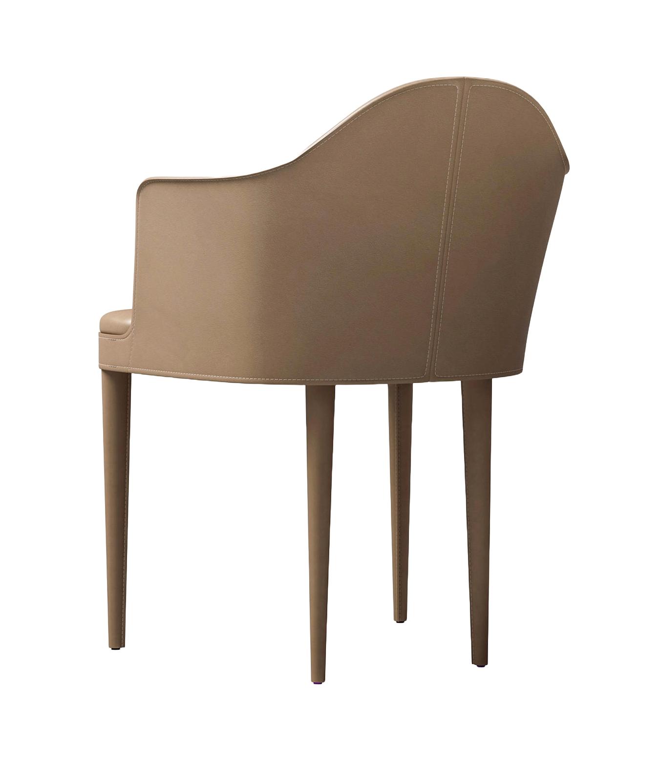 Cadeira em Pele com Braços