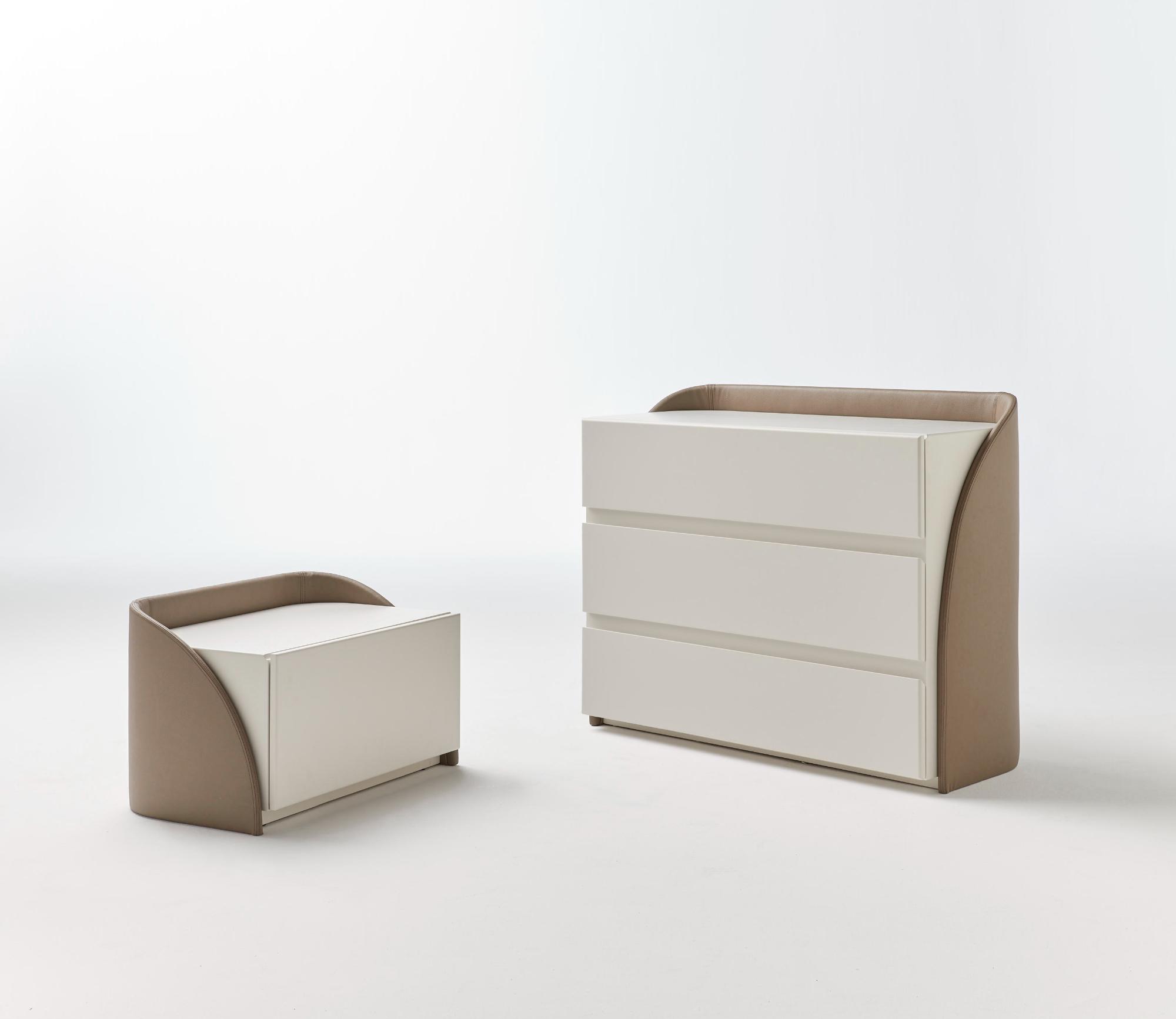 Mesa de Cabeceira Cricket