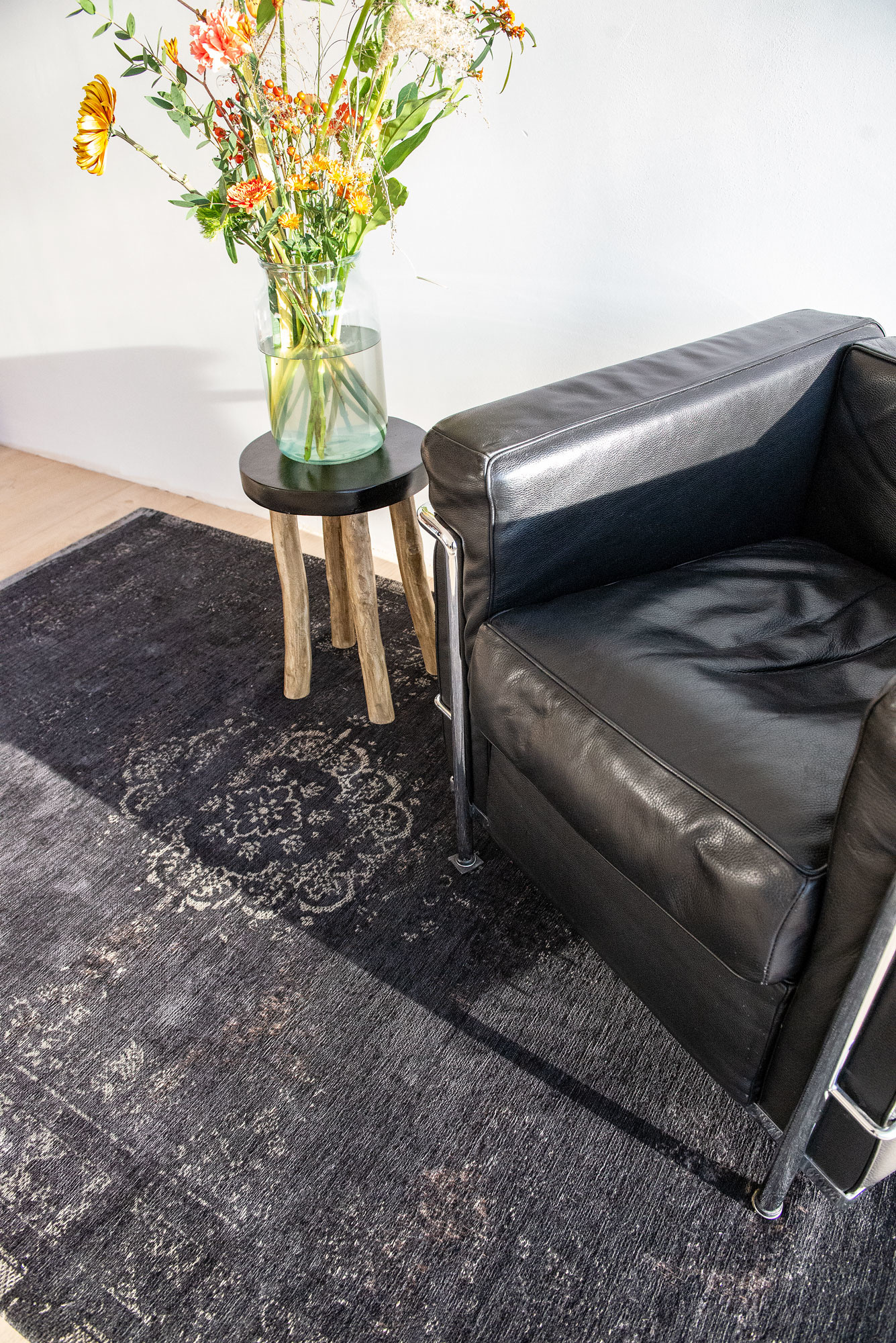Tapete Vintage Style Mineral Preto 8263 | Tamanho: 200 × 280 cm