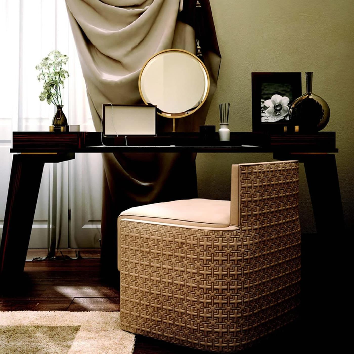 Poltrona Italiana Moderna Plaza