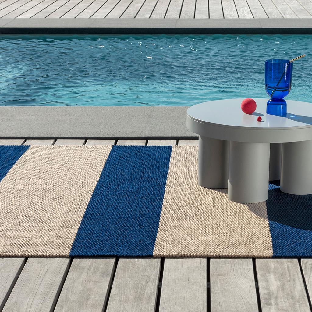 Tapete Exterior Deck Azul Elétrico | Tamanho: 140 × 200 cm