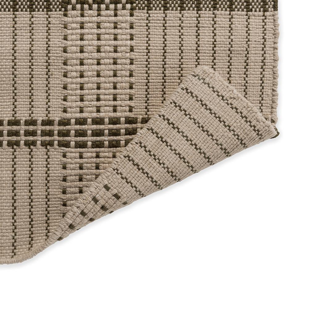 Tapete Exterior Zona Olive Stitch | Tamanho: 140 × 200 cm