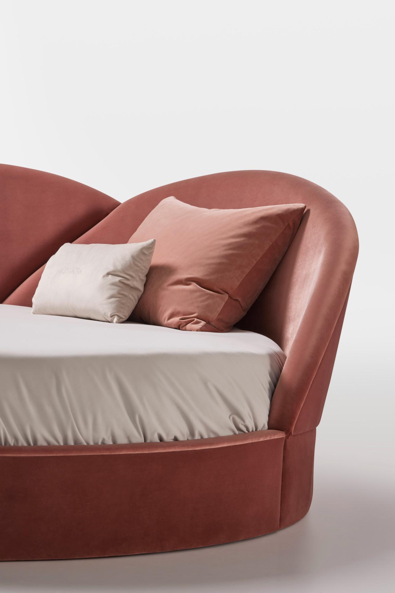 Cama Blooms