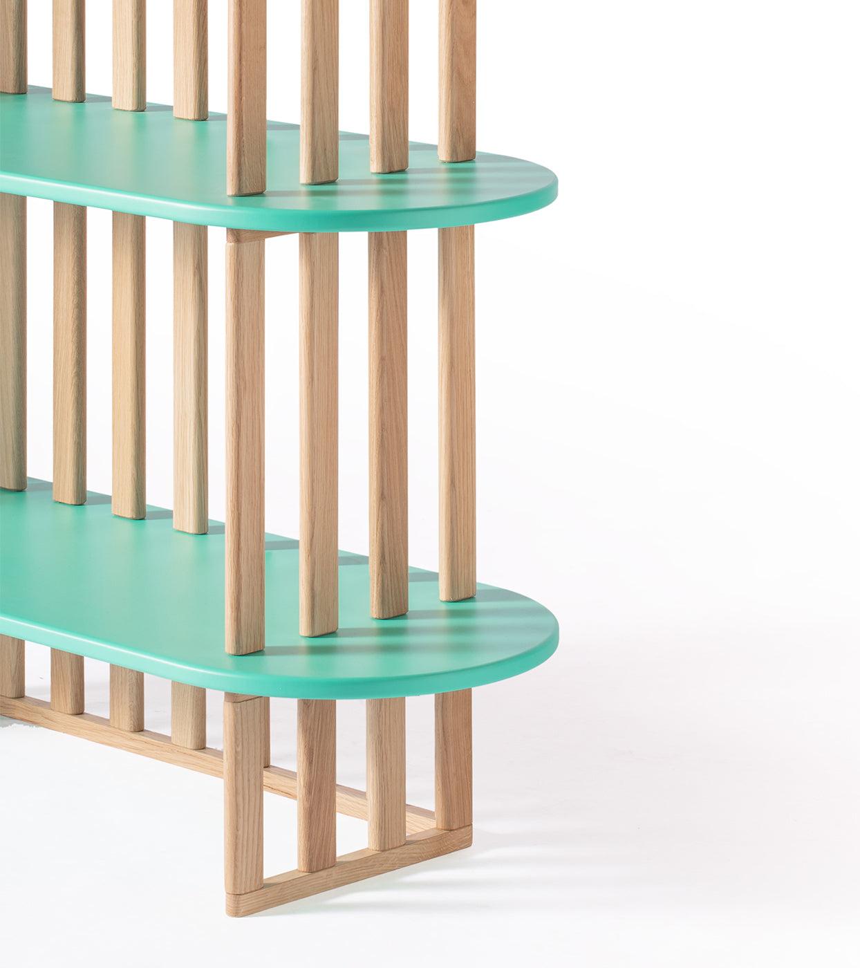 Estante Verde de Quatro Níveis