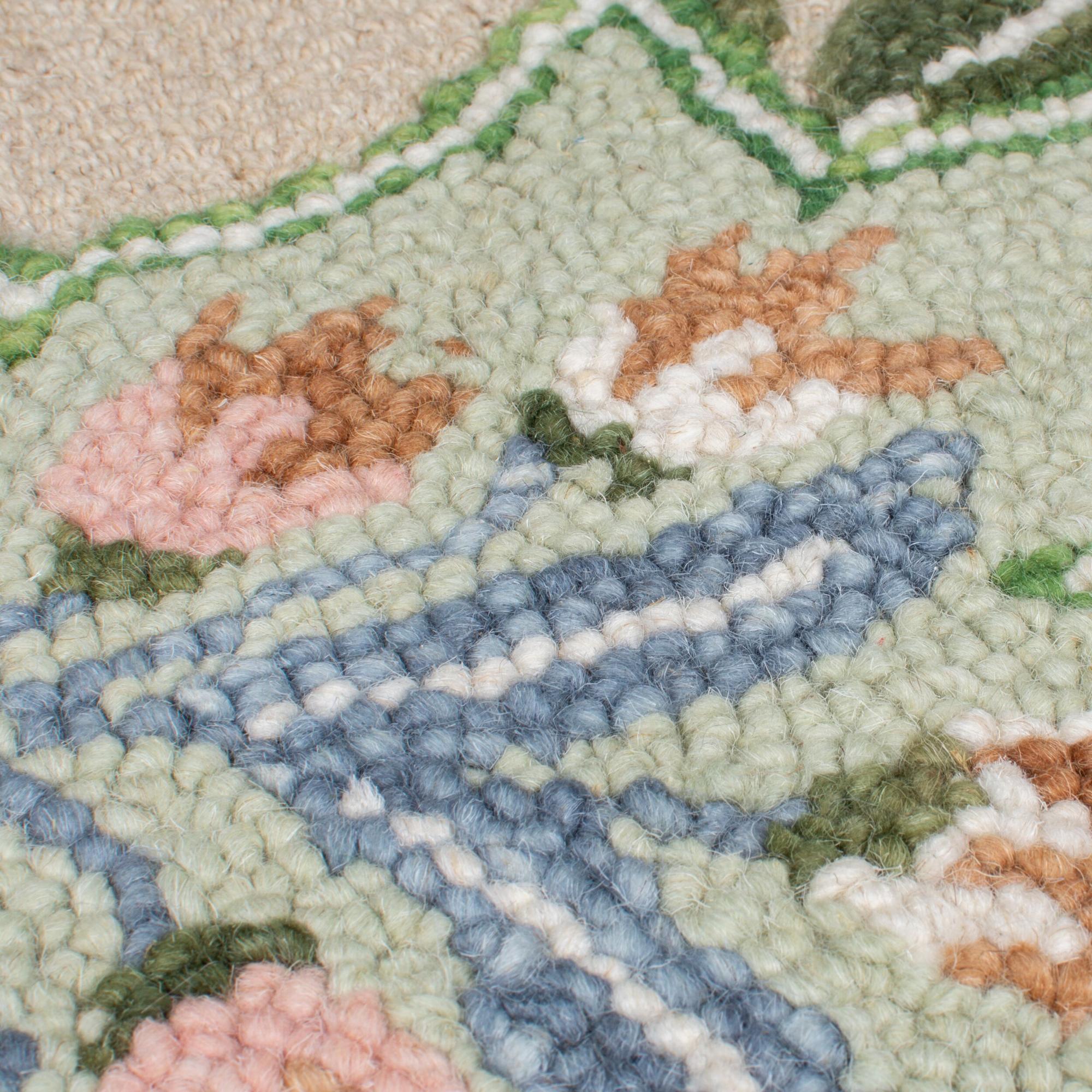 Tapete Floral de Forma Orgânica Verde