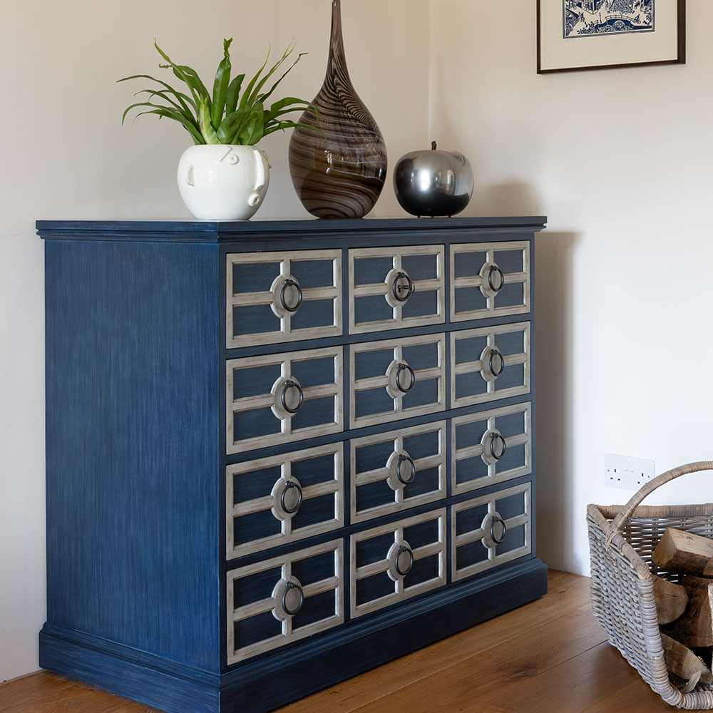 Cómoda Midmoor Blue Painted