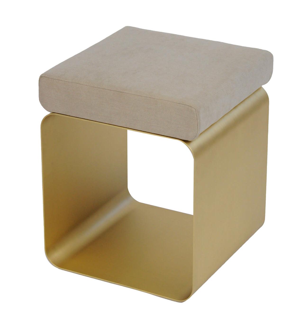 Banquinho areia com base metálica