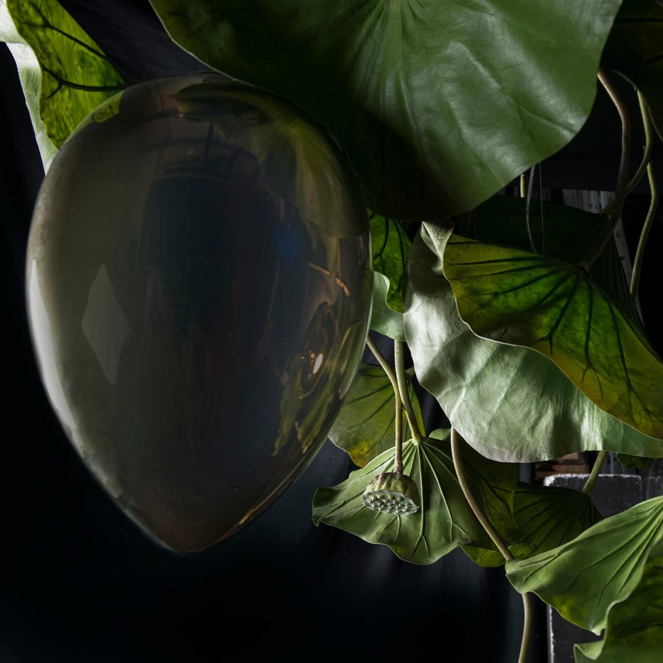 Lustre Lotus Crystal