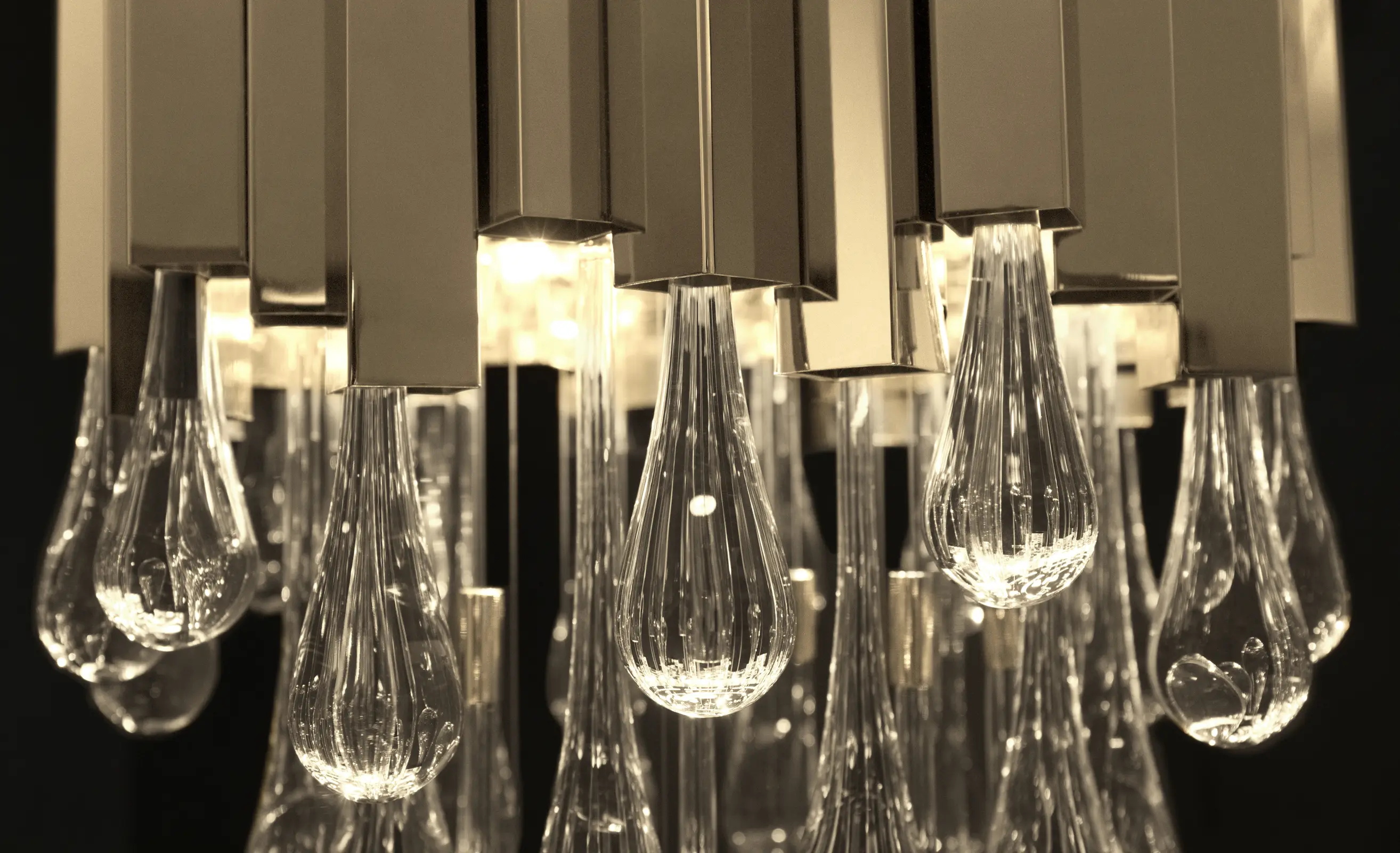 Candeeiro suspenso prestígio