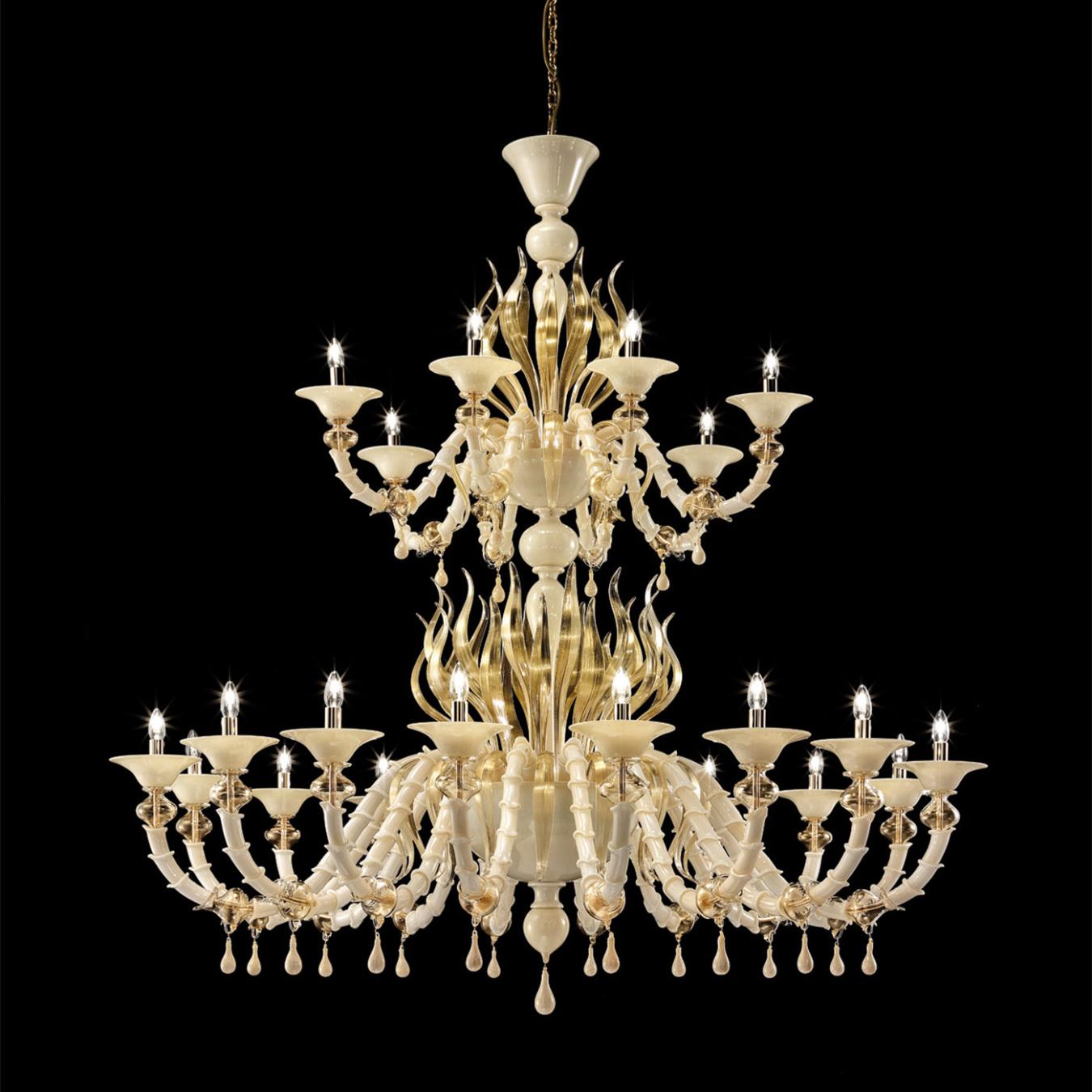 Lustre Clássico em Vidro de Murano Soprado Dourado