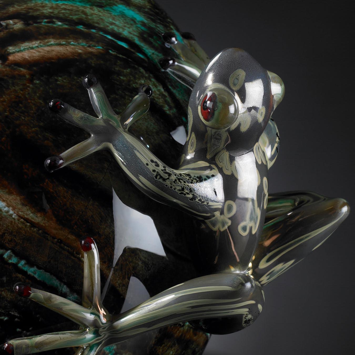 Ovo em Vidro com Sapos