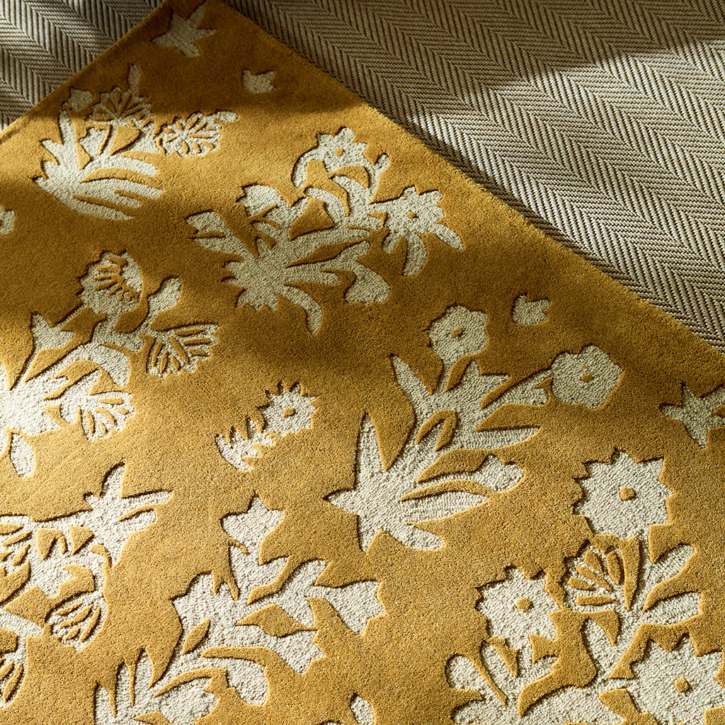 Tapete Woodland Glade Ouro | Tamanho: 140 × 200 cm