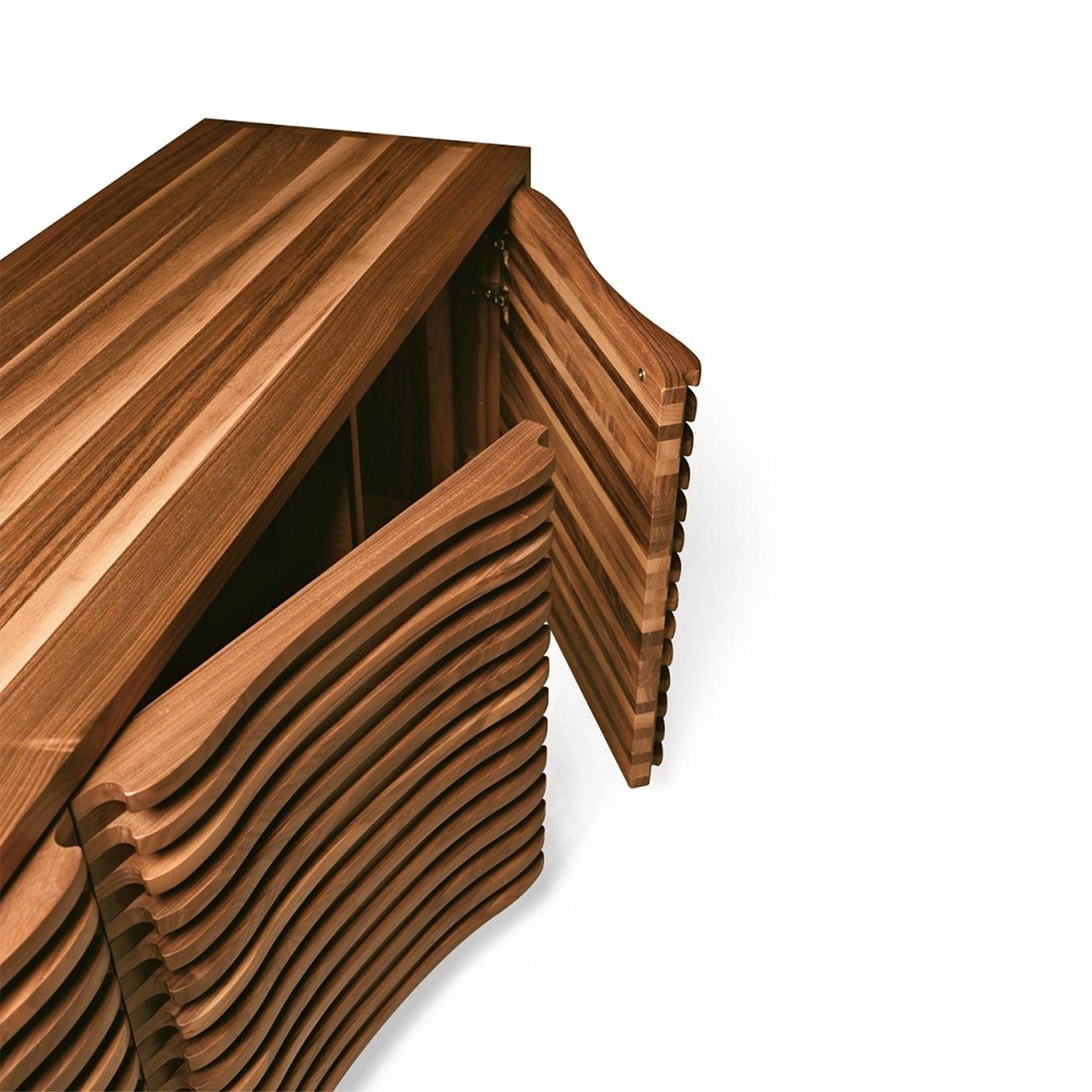 Aparador Sinuo castanho