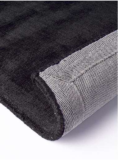 Tapete Liso Preto Indiano Tecido à Mão