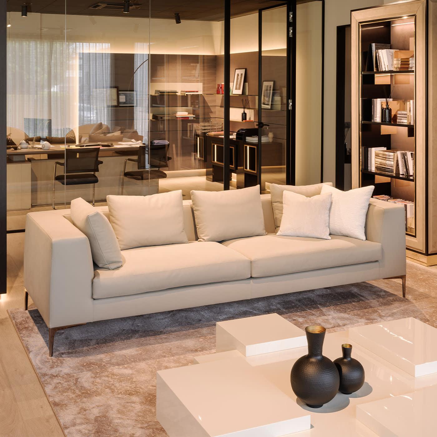 Sofá Italiano Artesanal Meredith | Dimensões: L 190 cm | Estofo: Tecido