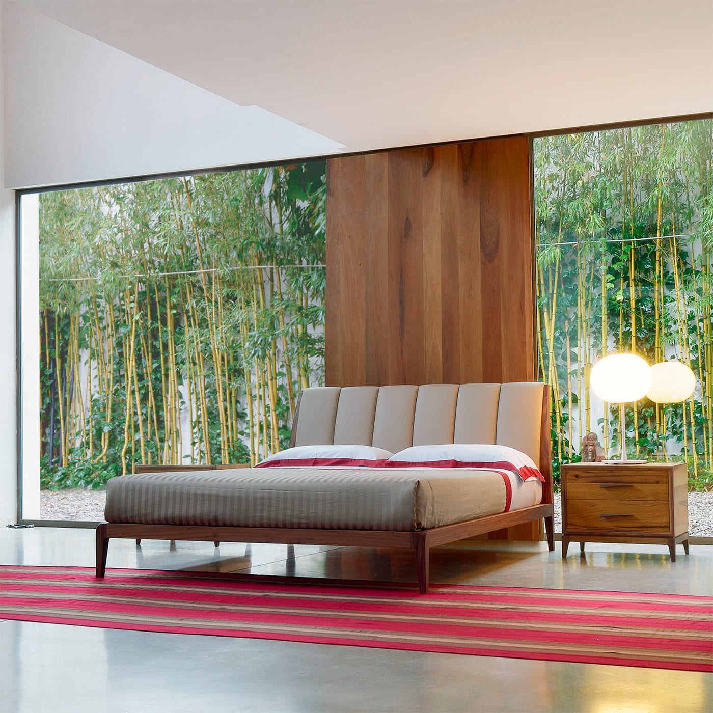 Mesa de Cabeceira Velo Castanha