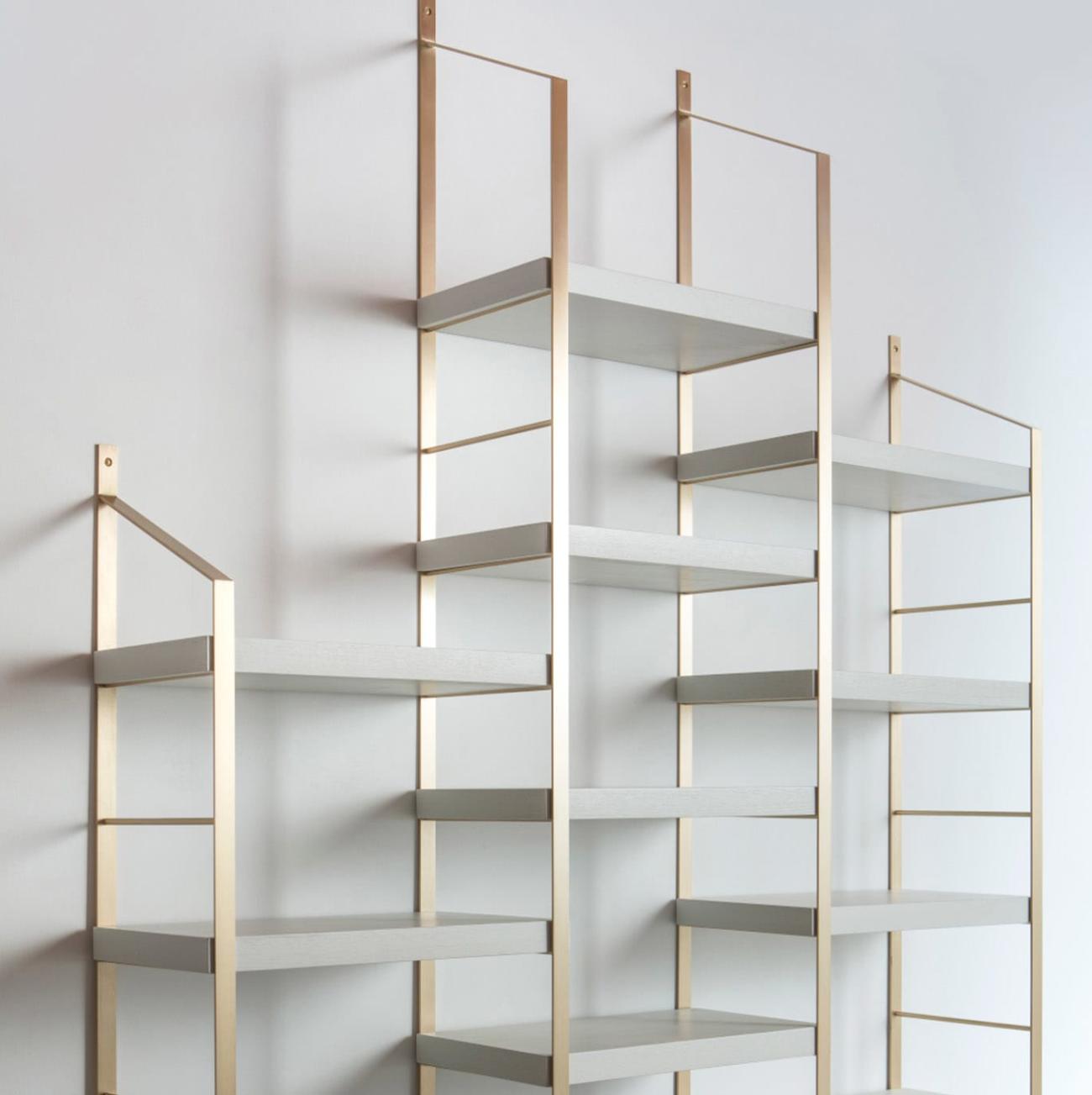 Estante em Madeira com Níveis