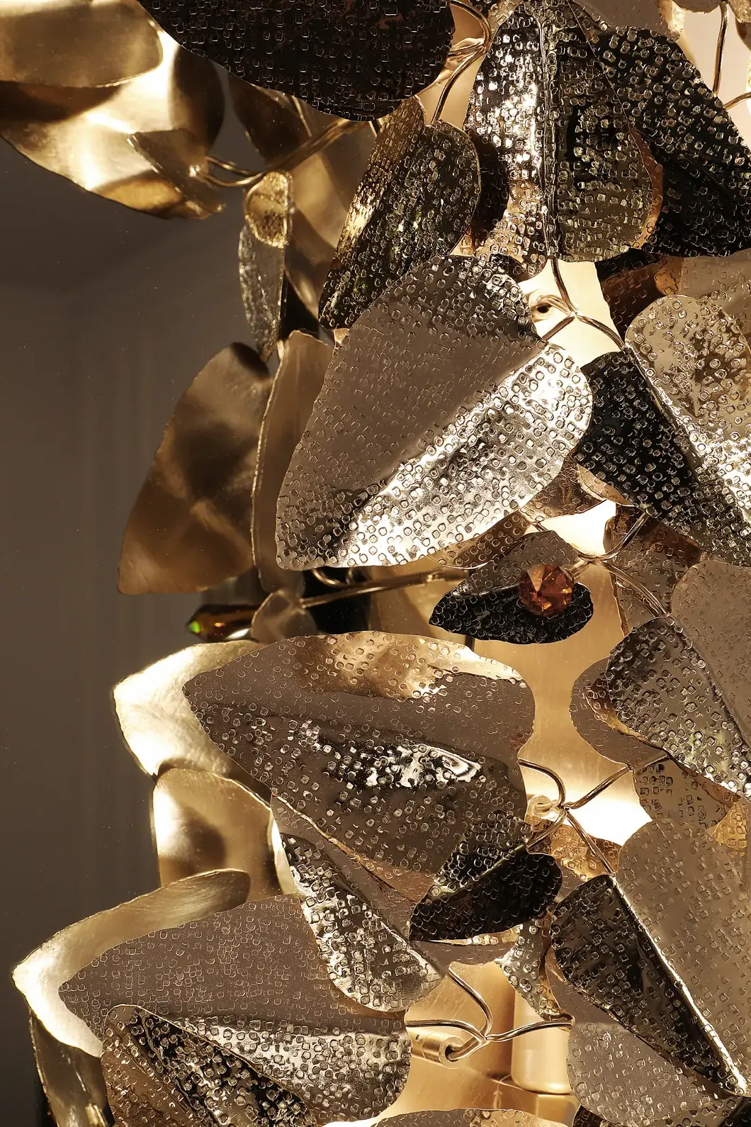 Candeeiro suspenso charme real