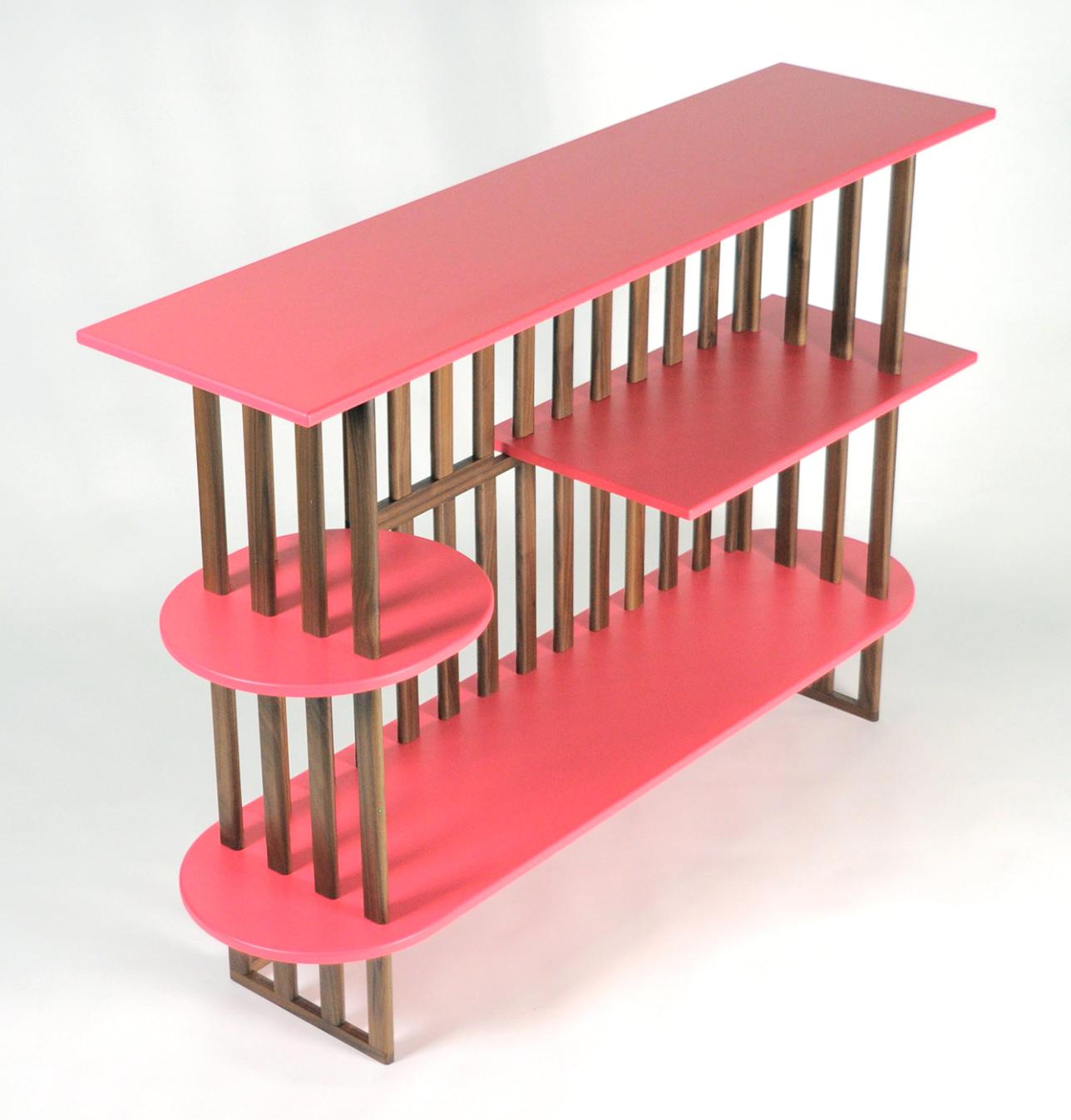 Estante Rosa de Três Níveis