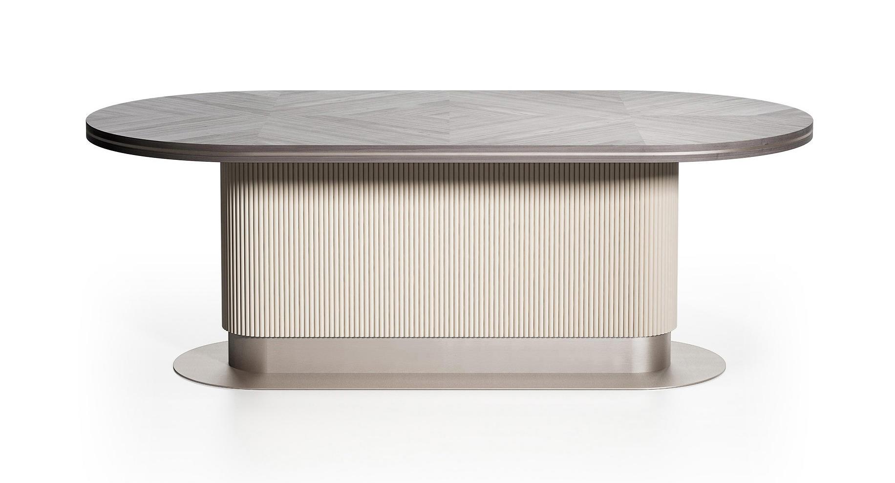 Mesa Oval Royal Cocoon | Tampo: De madeira | Dimensões: L 250 cm