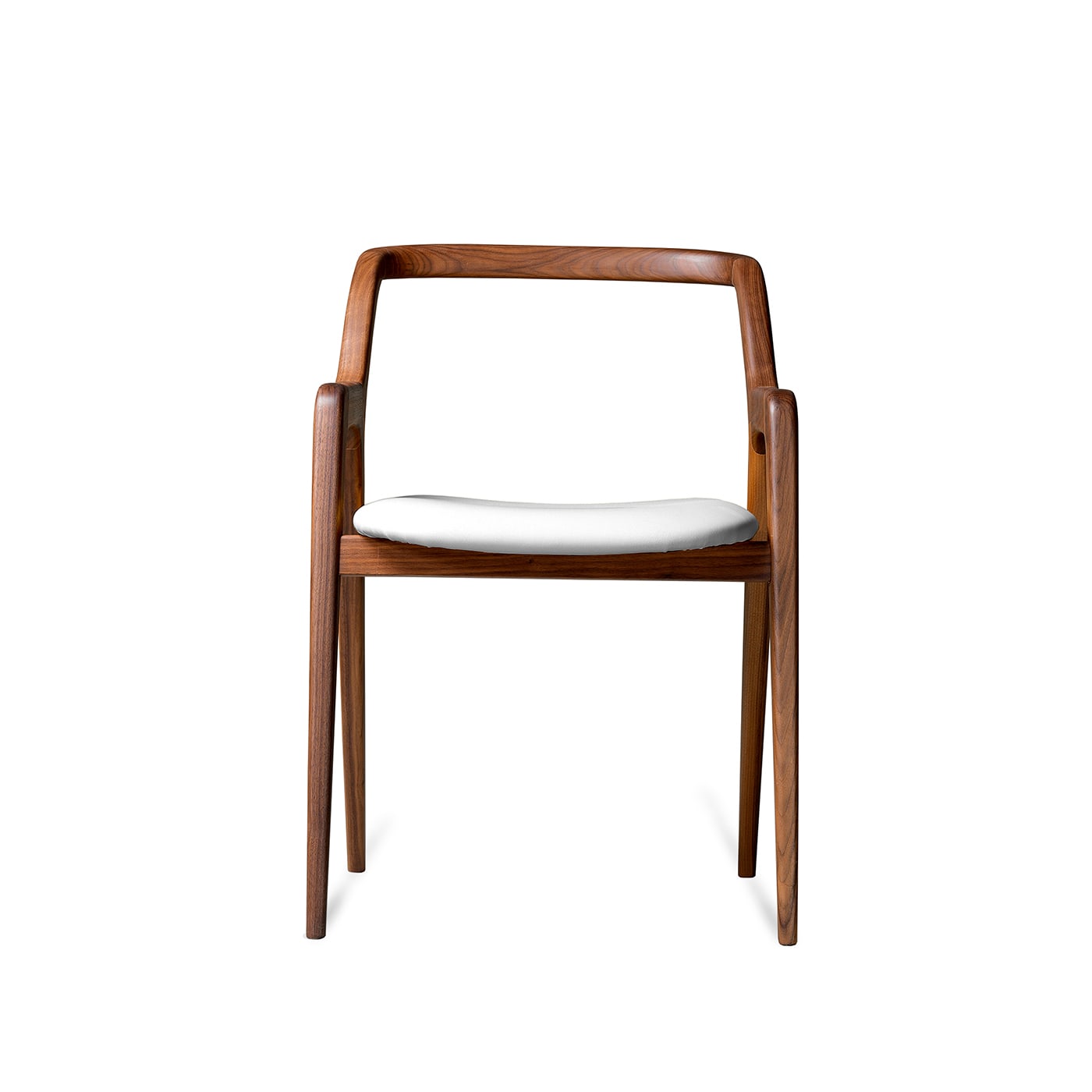 Cadeira In Breve Natural em Nogueira Maciça | Estofo: Leather PANDORA 649