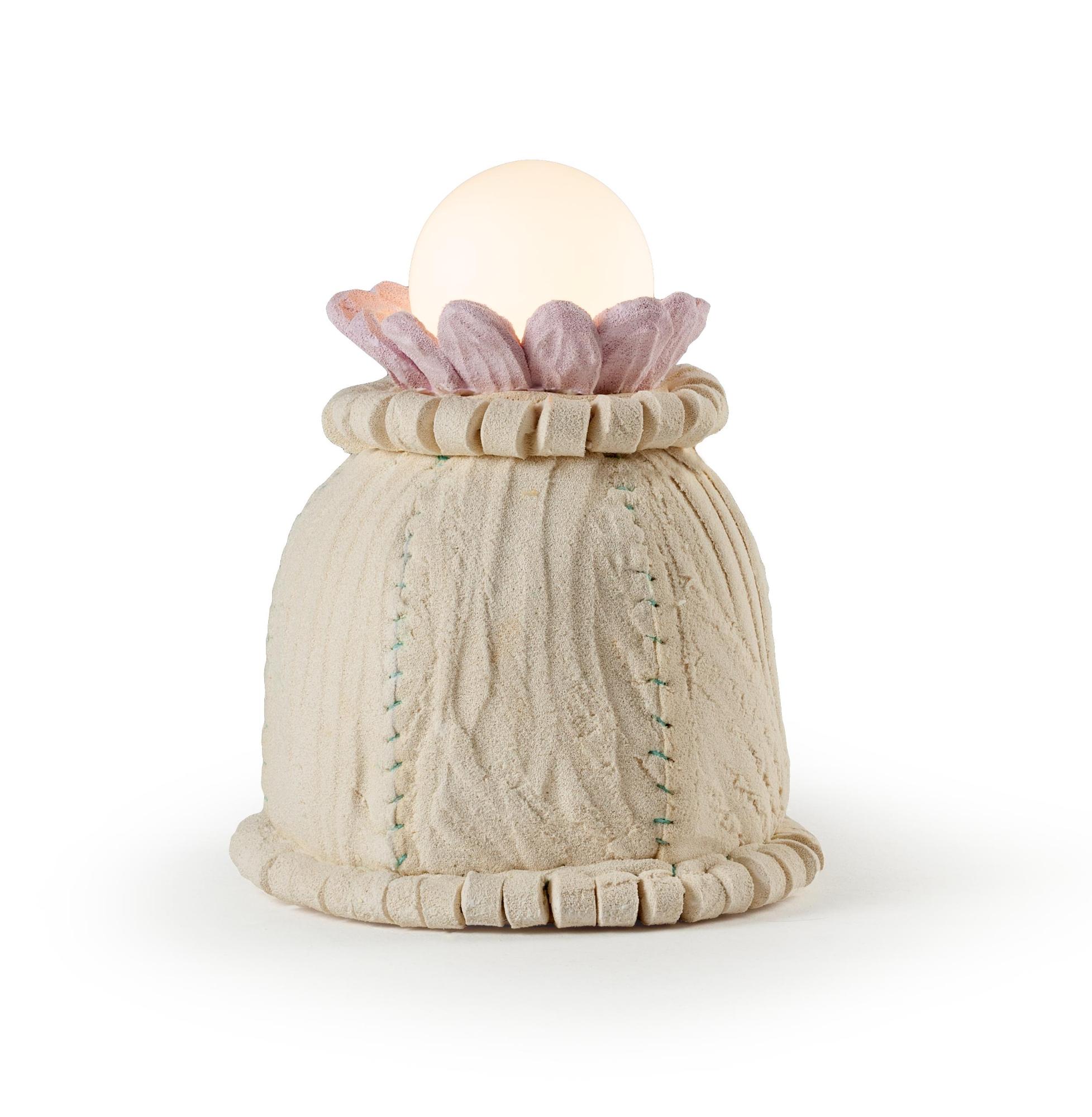 Candeeiro de Mesa Marjorelle Lily