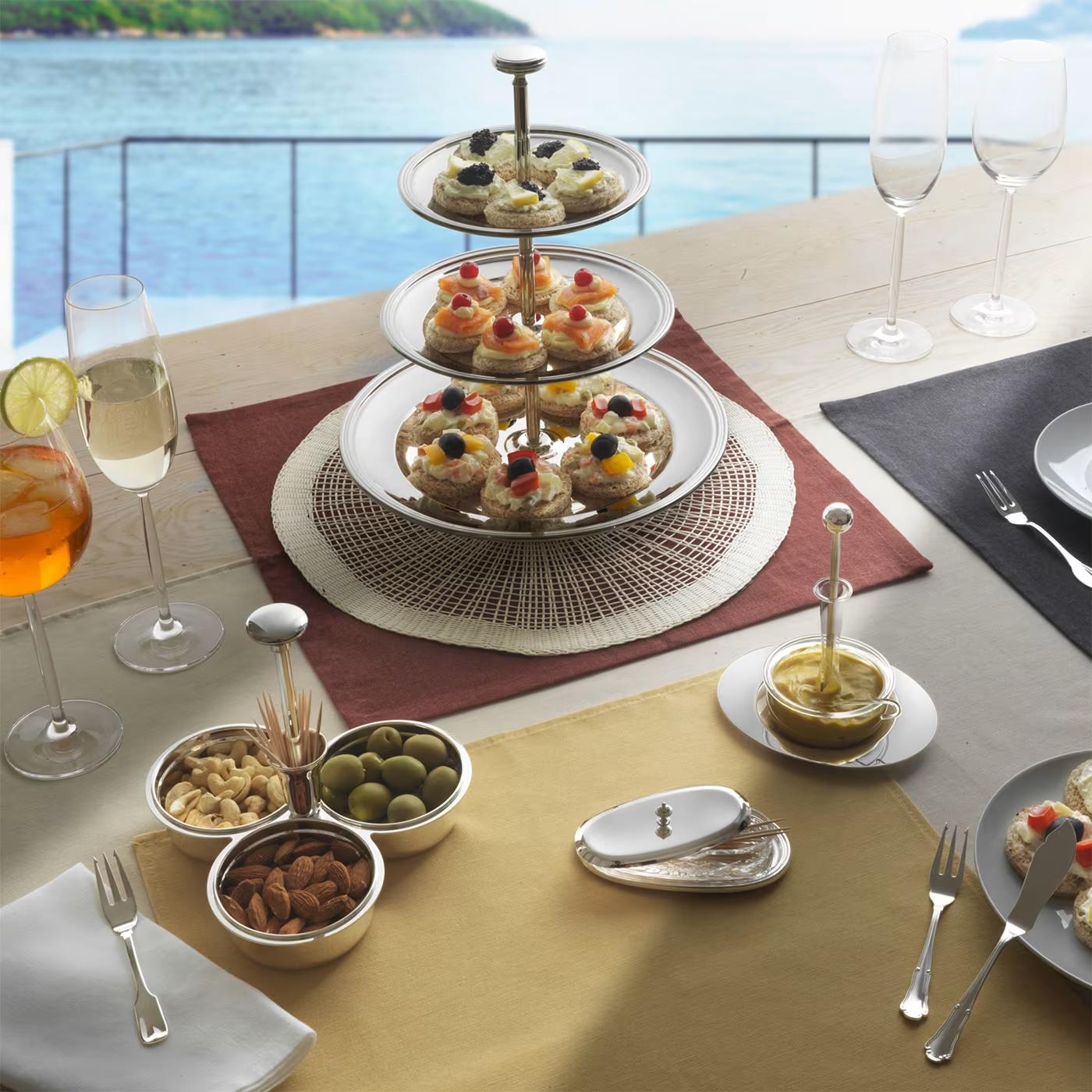 Porta-mostarda prateado