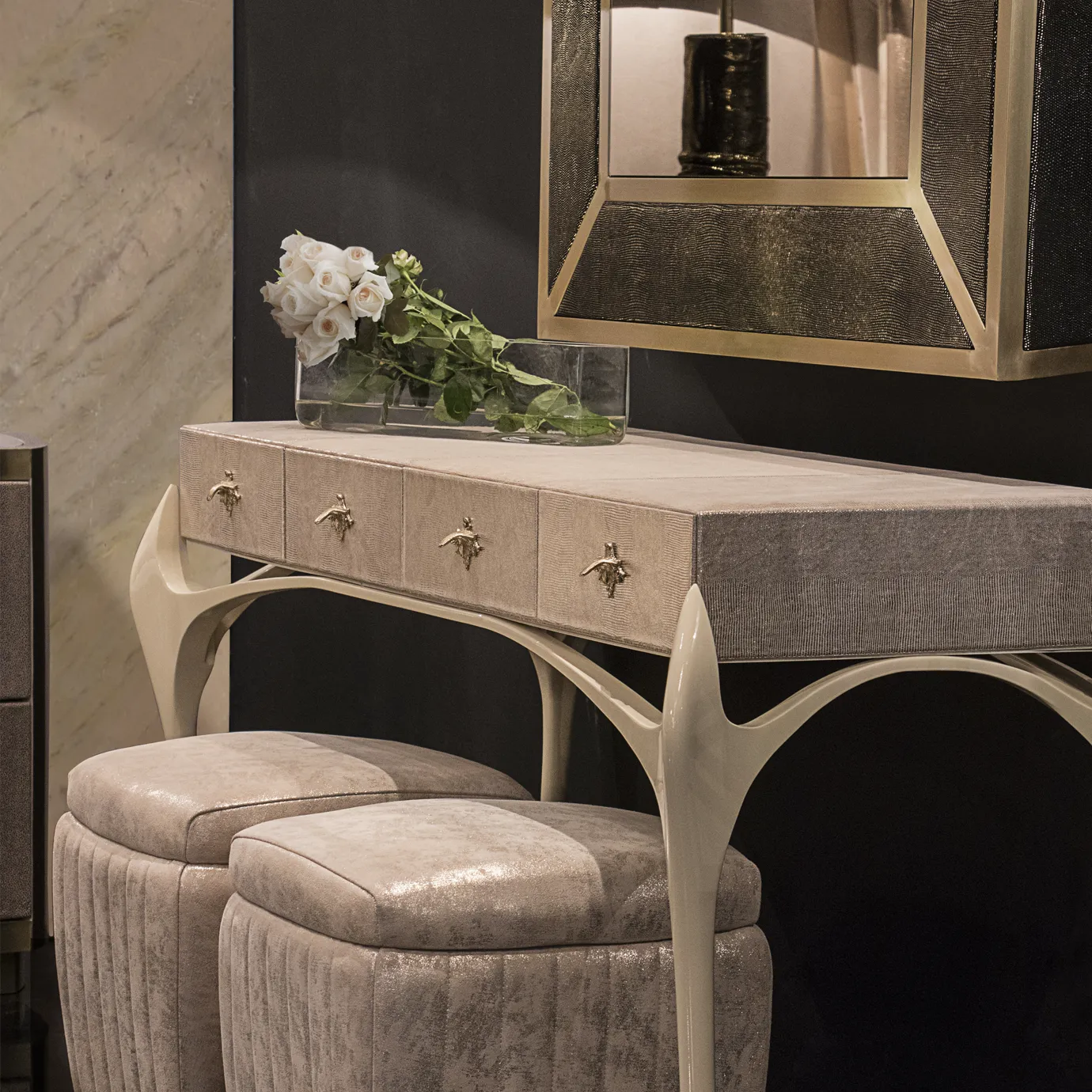 Consola Allure - 1