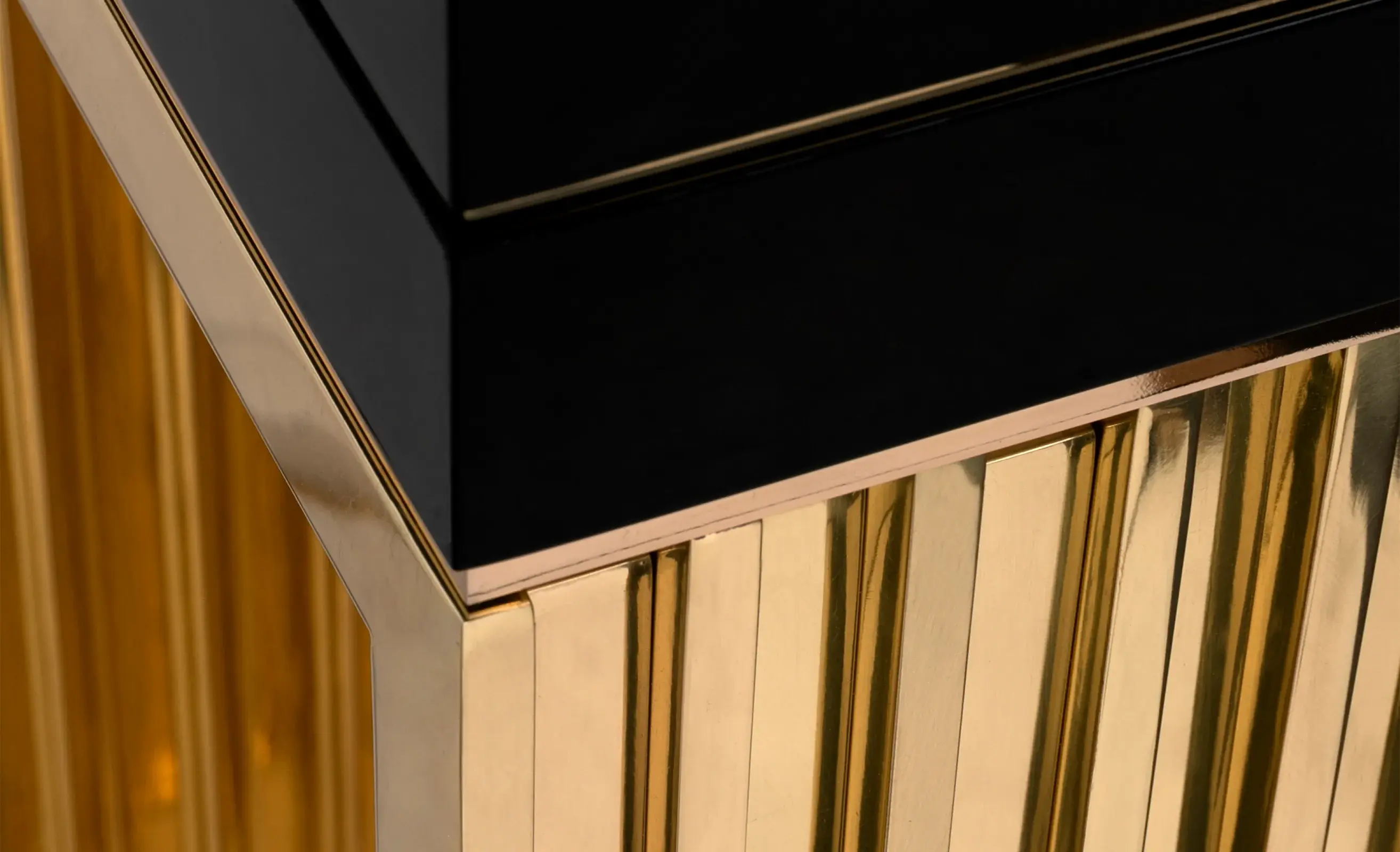 Display Coluna Whirlwind