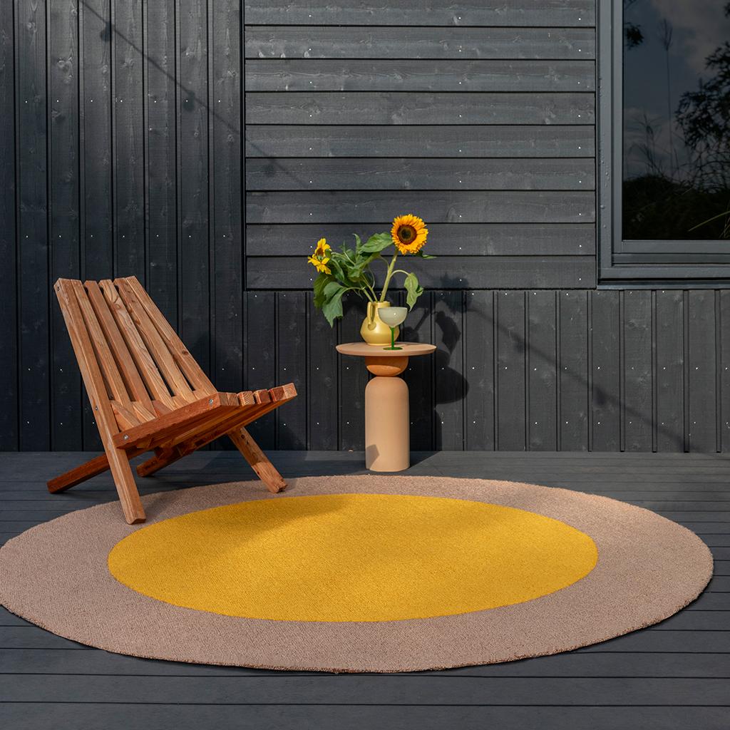 Tapete Exterior Redondo Festival Amarelo | Tamanho: Ø 150 cm Tapete Exterior Redondo Festival Amarelo | Tamanho: Ø 150 cm