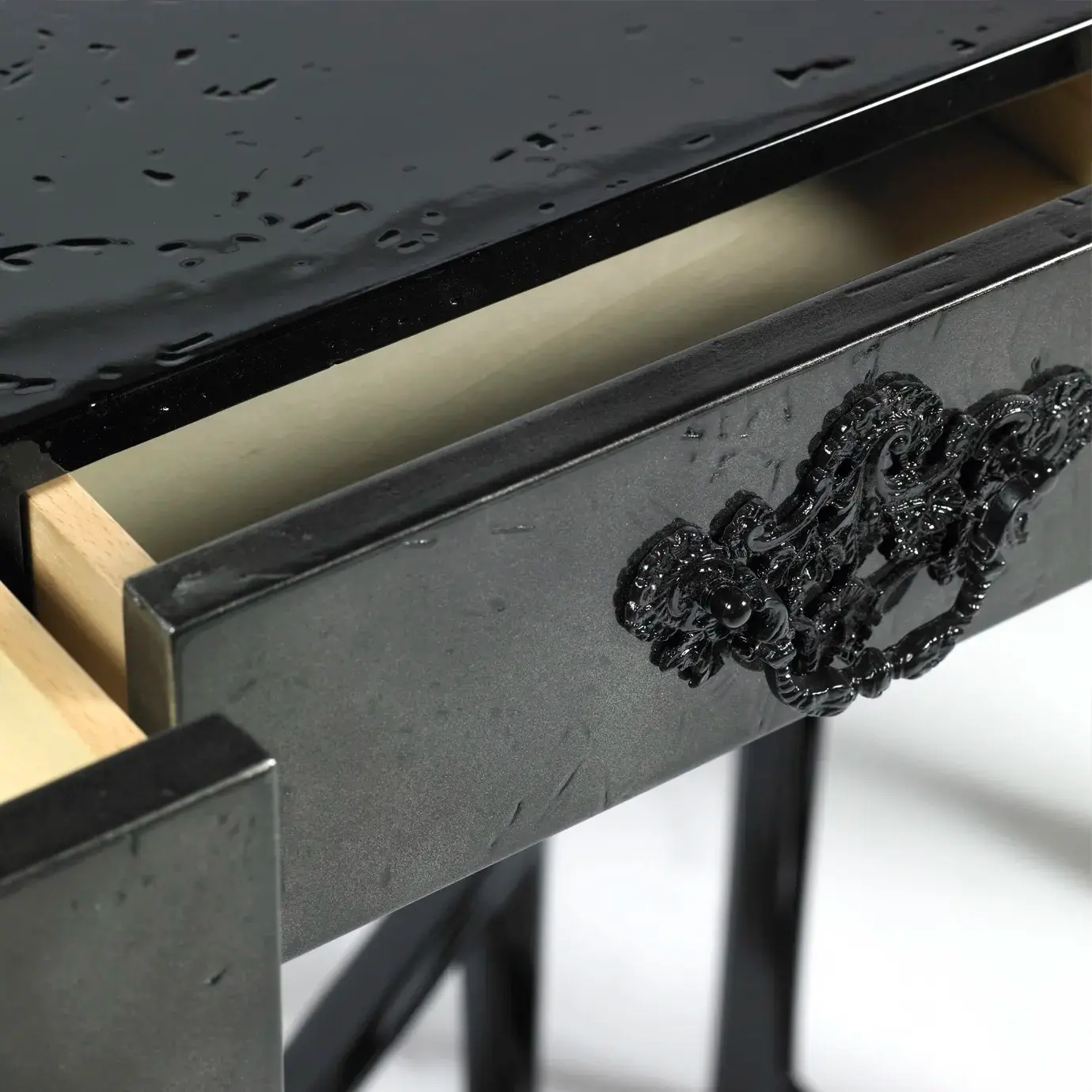 Consola Preta Metropole