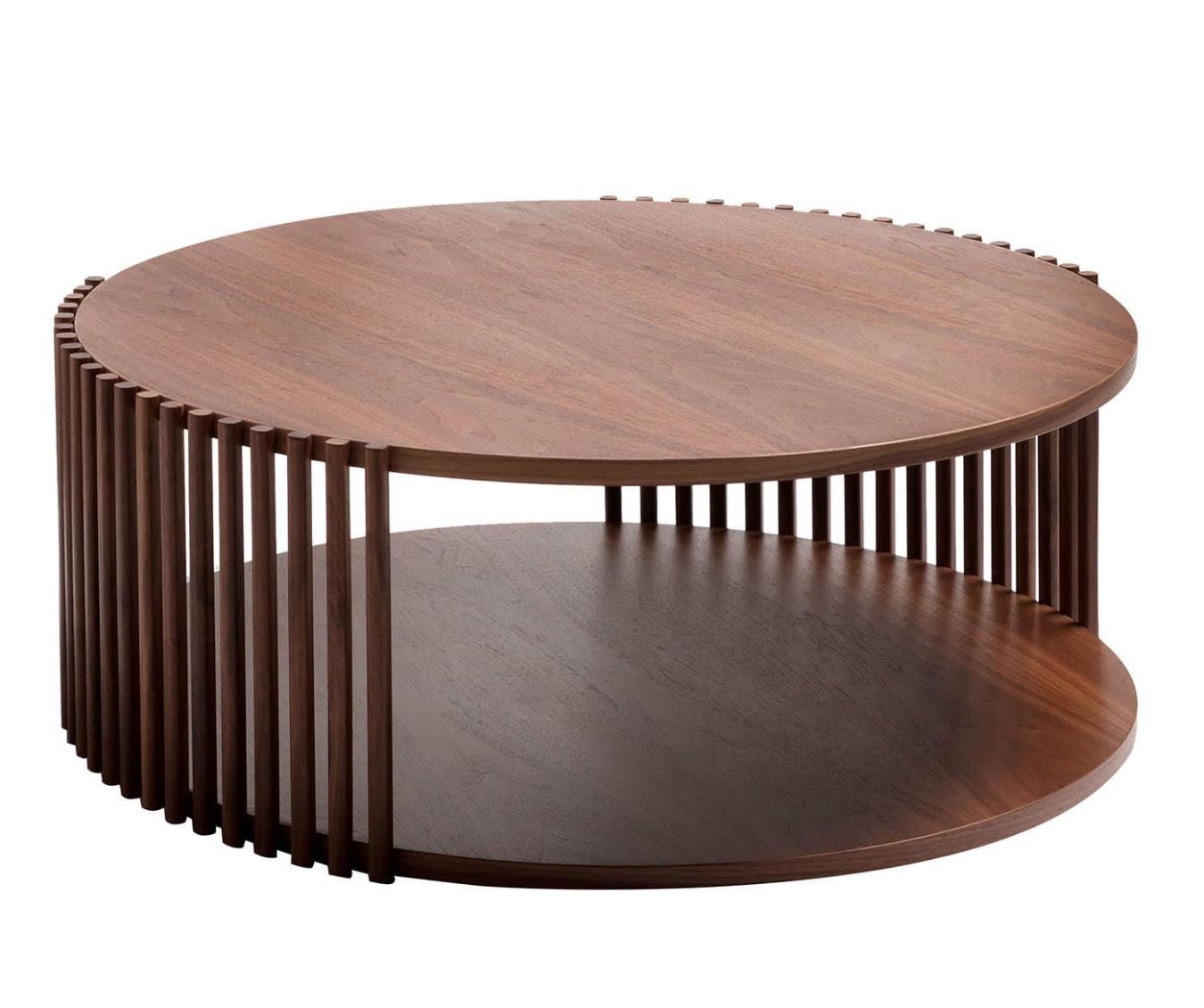 Mesa de Centro Pequena em Madeira