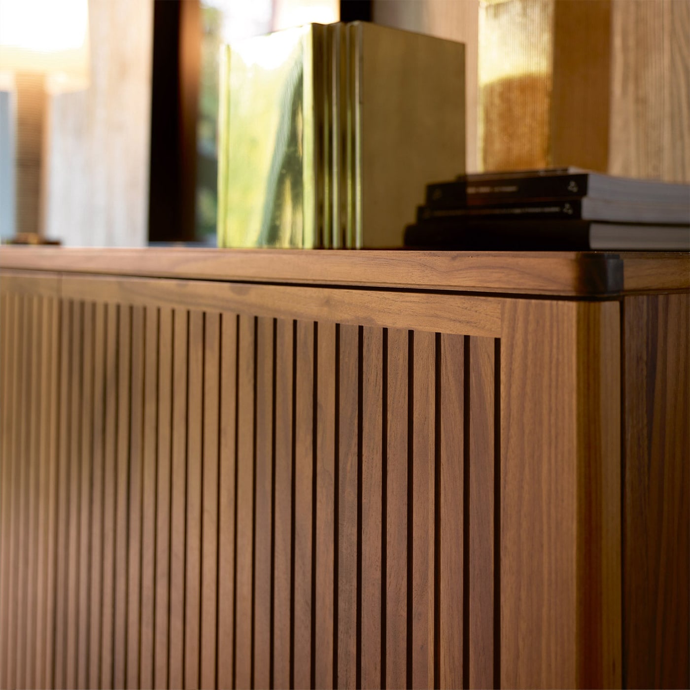 Aparador Eleva 2 portas castanho