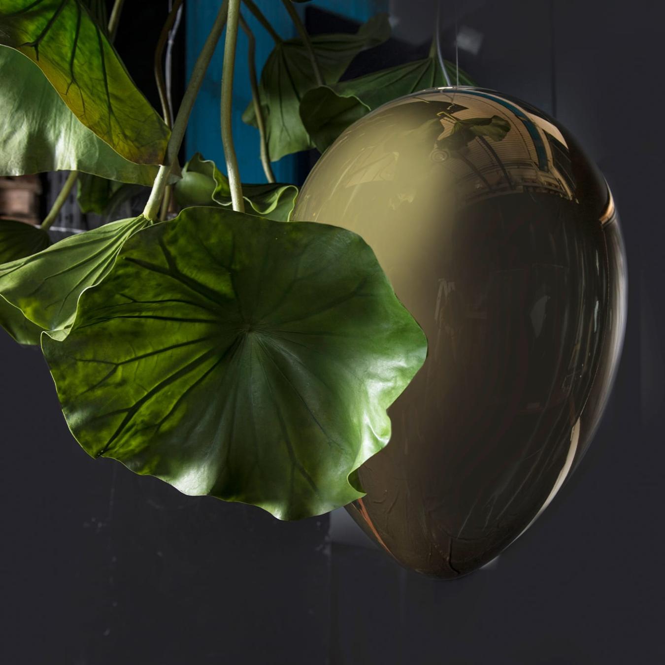 Lustre Lotus Crystal